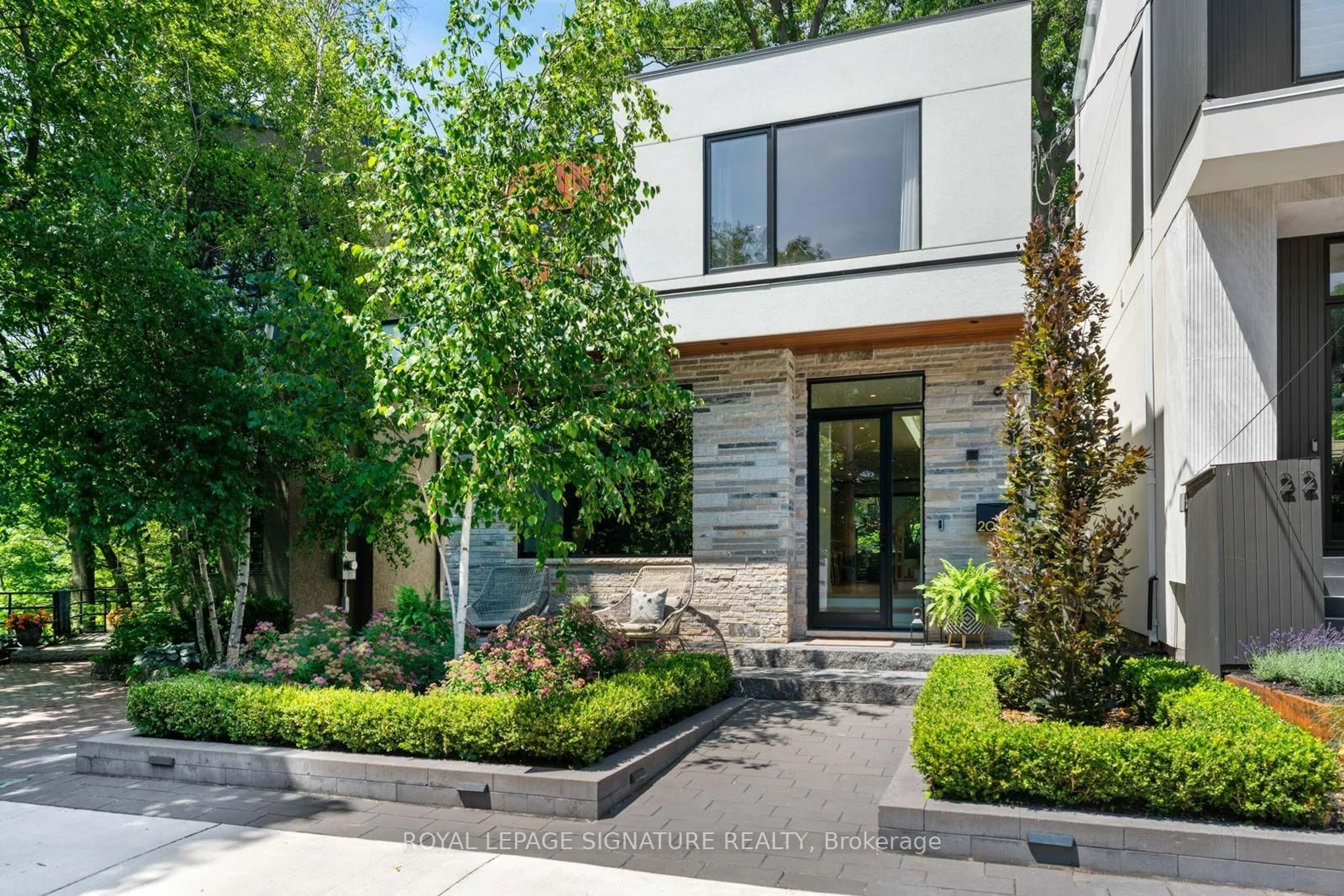 Home with brick exterior material, street for 20 Duart Park Rd, Toronto Ontario M4E 1J2