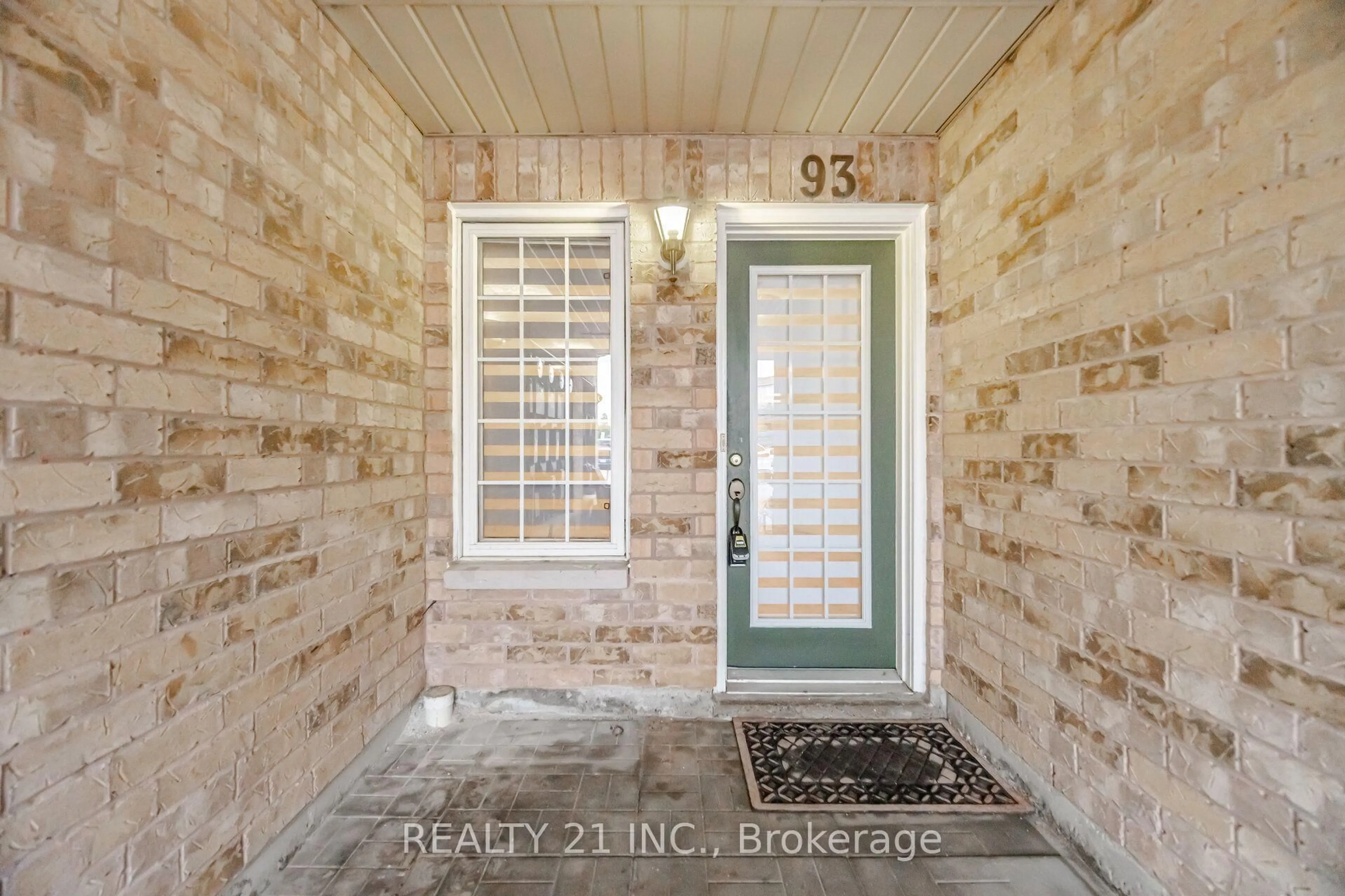 Indoor entryway for 200 Mclevin Ave #93, Toronto Ontario M1B 6C8