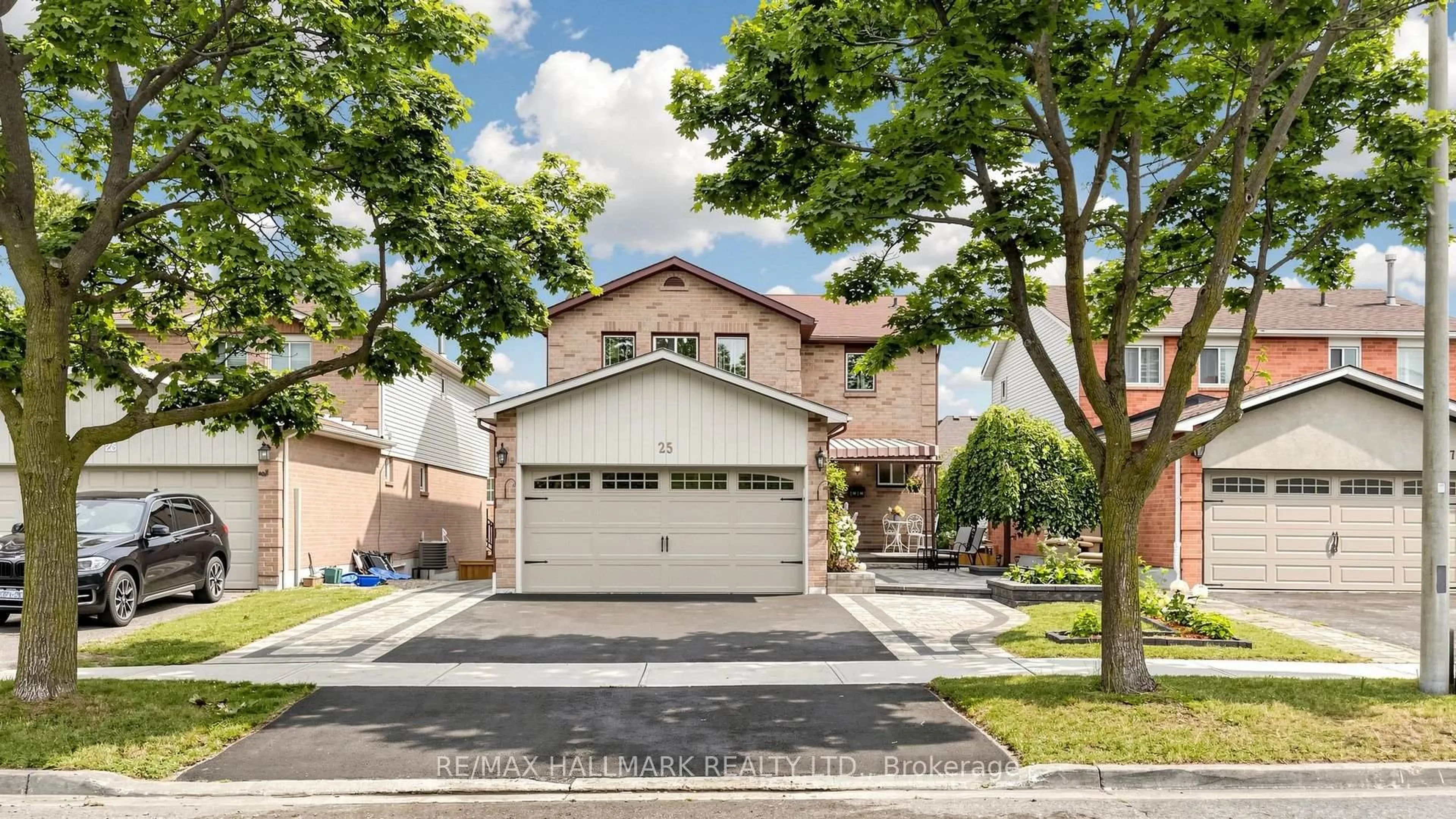 Unknown for 25 Wicks Dr, Ajax Ontario L1Z 1C5