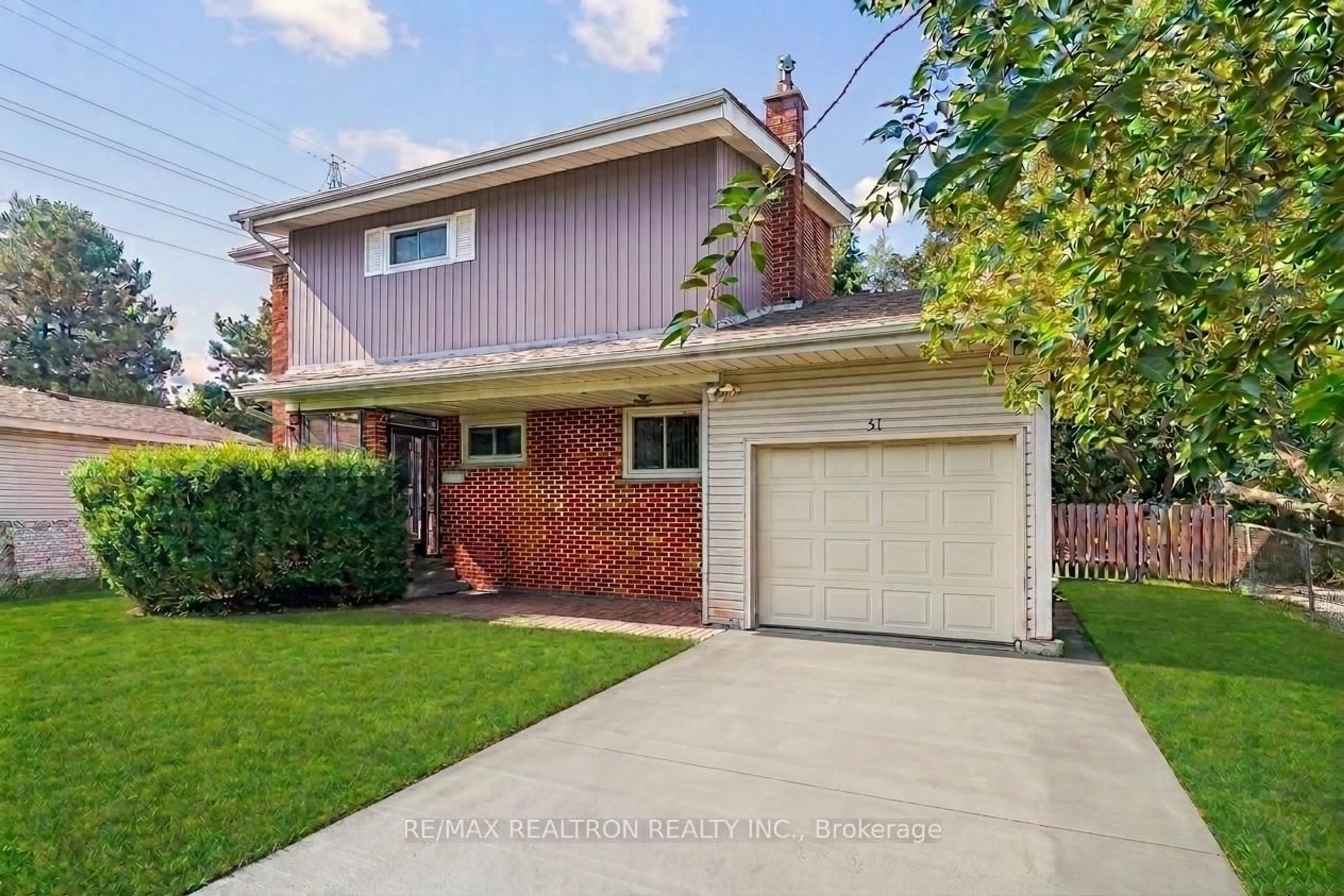 Home with brick exterior material, street for 31 Griffen Dr, Toronto Ontario M1B 1A4