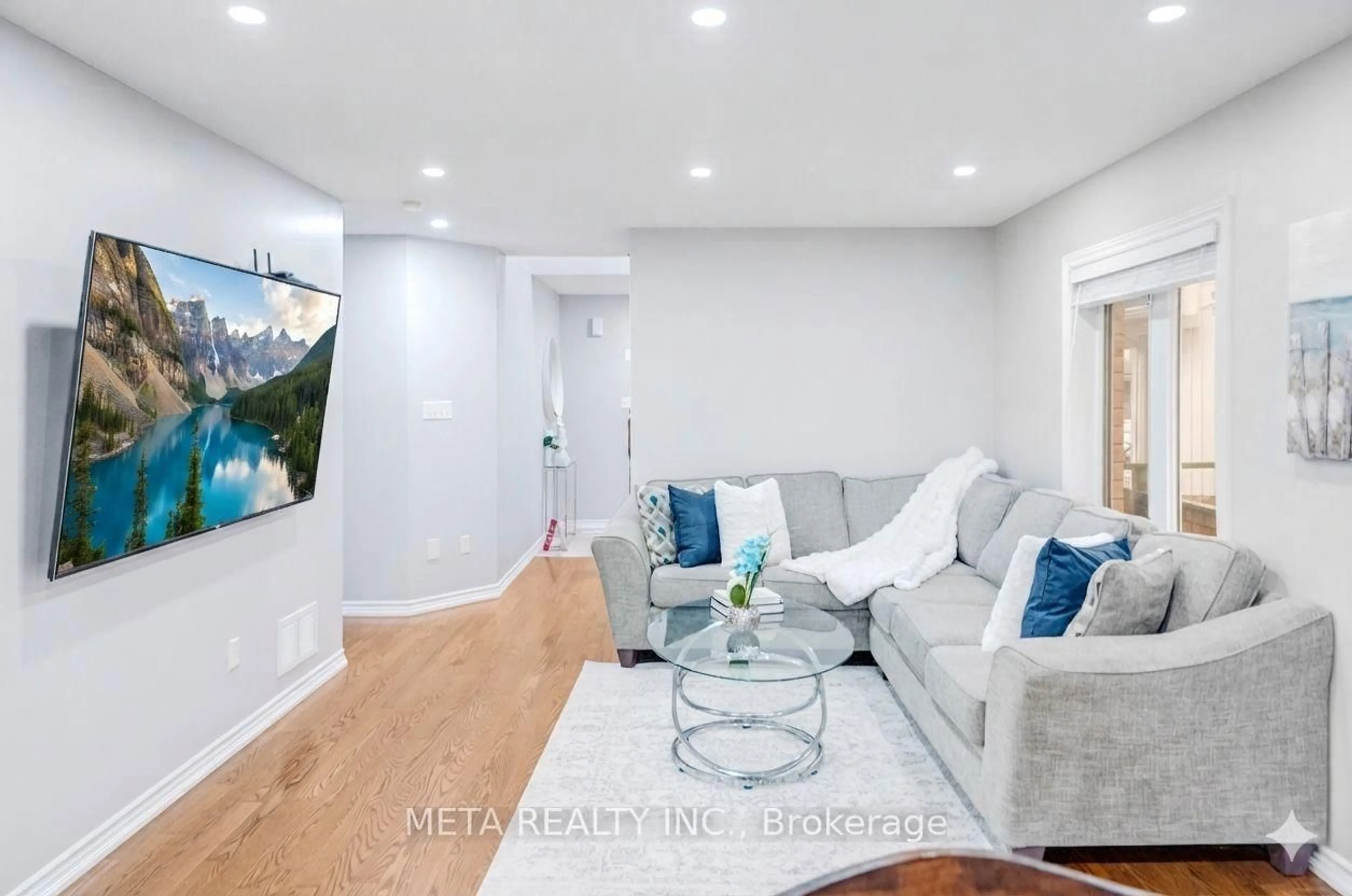 Living room with furniture, unknown for 10 Broome Ave, Clarington Ontario L1E 0B1