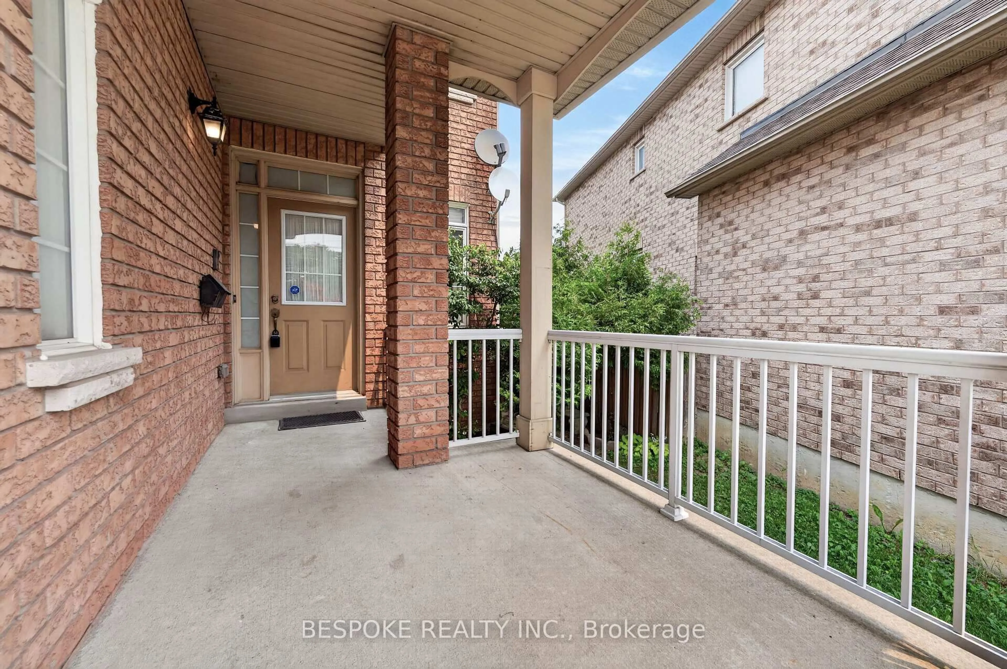 Indoor entryway for 57 Timbercreek Crt, Toronto Ontario M1W 4A1