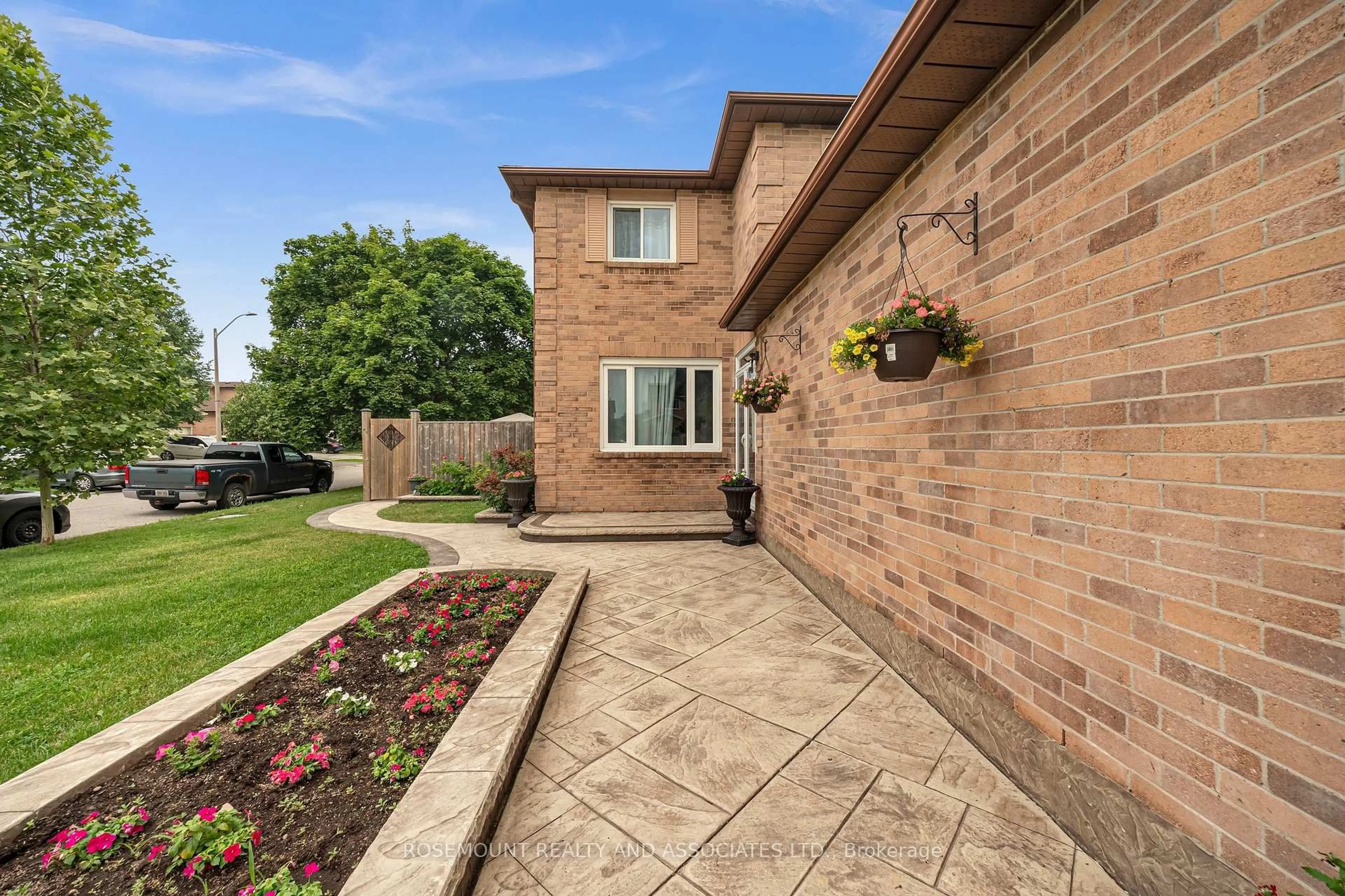 Home with brick exterior material, street for 95 Rotherglen N Rd, Ajax Ontario L1T 1T4