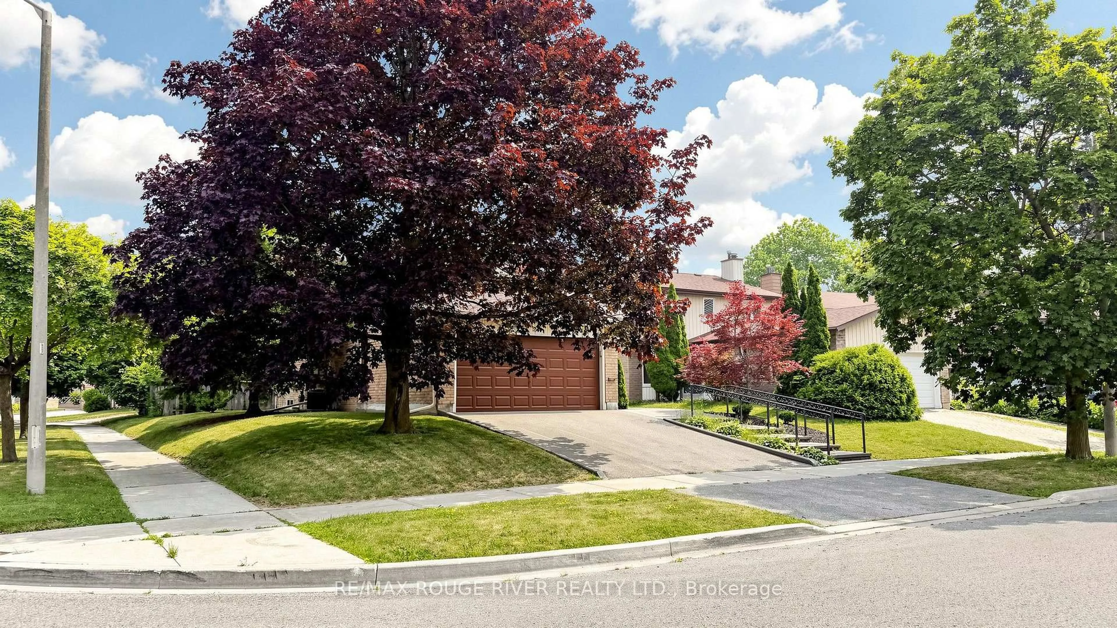 Home with brick exterior material, street for 103 Ambercroft Blvd, Toronto Ontario M1W 2Z6