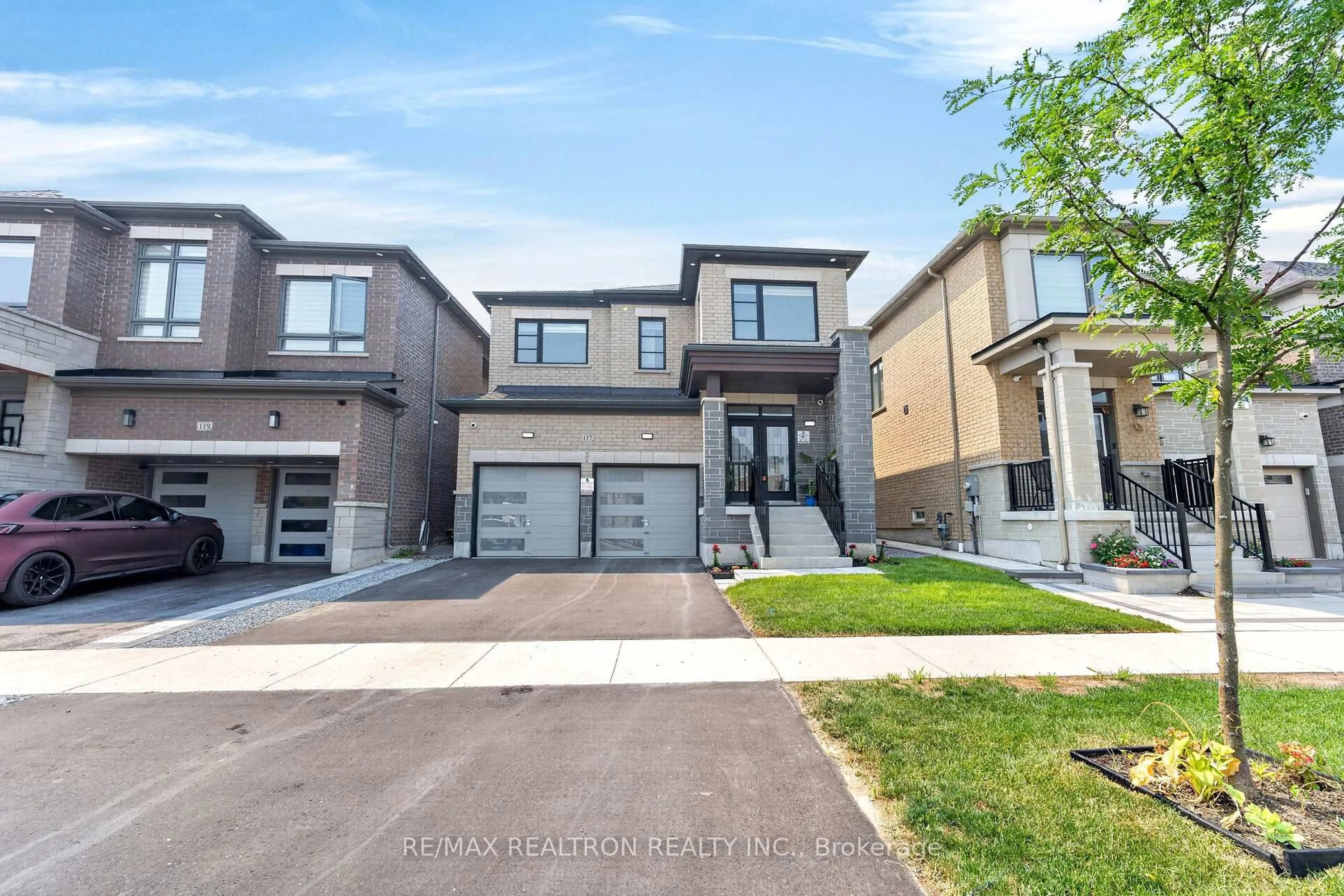 Home with brick exterior material, street for 117 Micklefield Ave, Whitby Ontario L1P 0L3