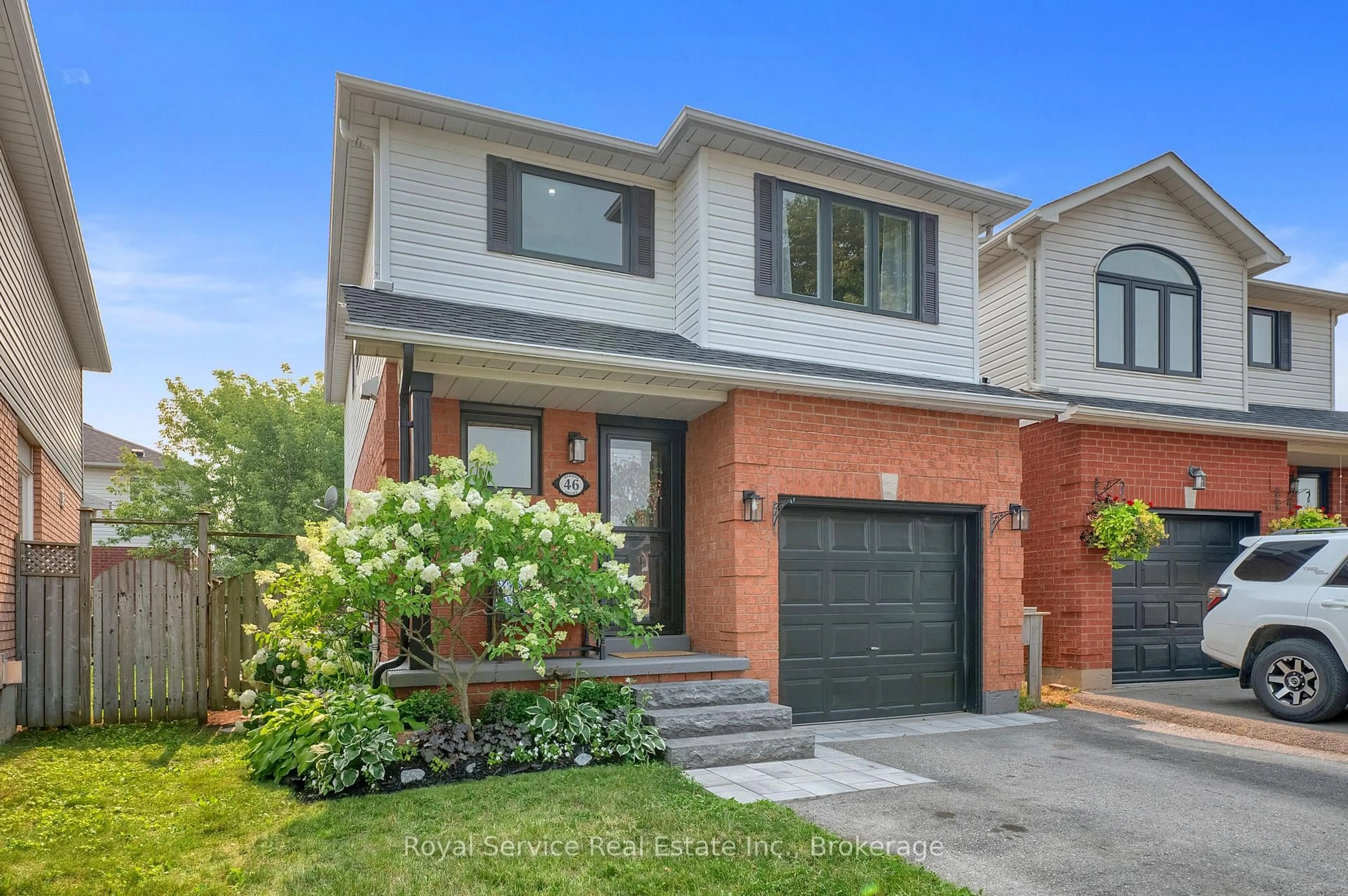 Home with brick exterior material, street for 46 Barron Crt, Clarington Ontario L1E 2G9