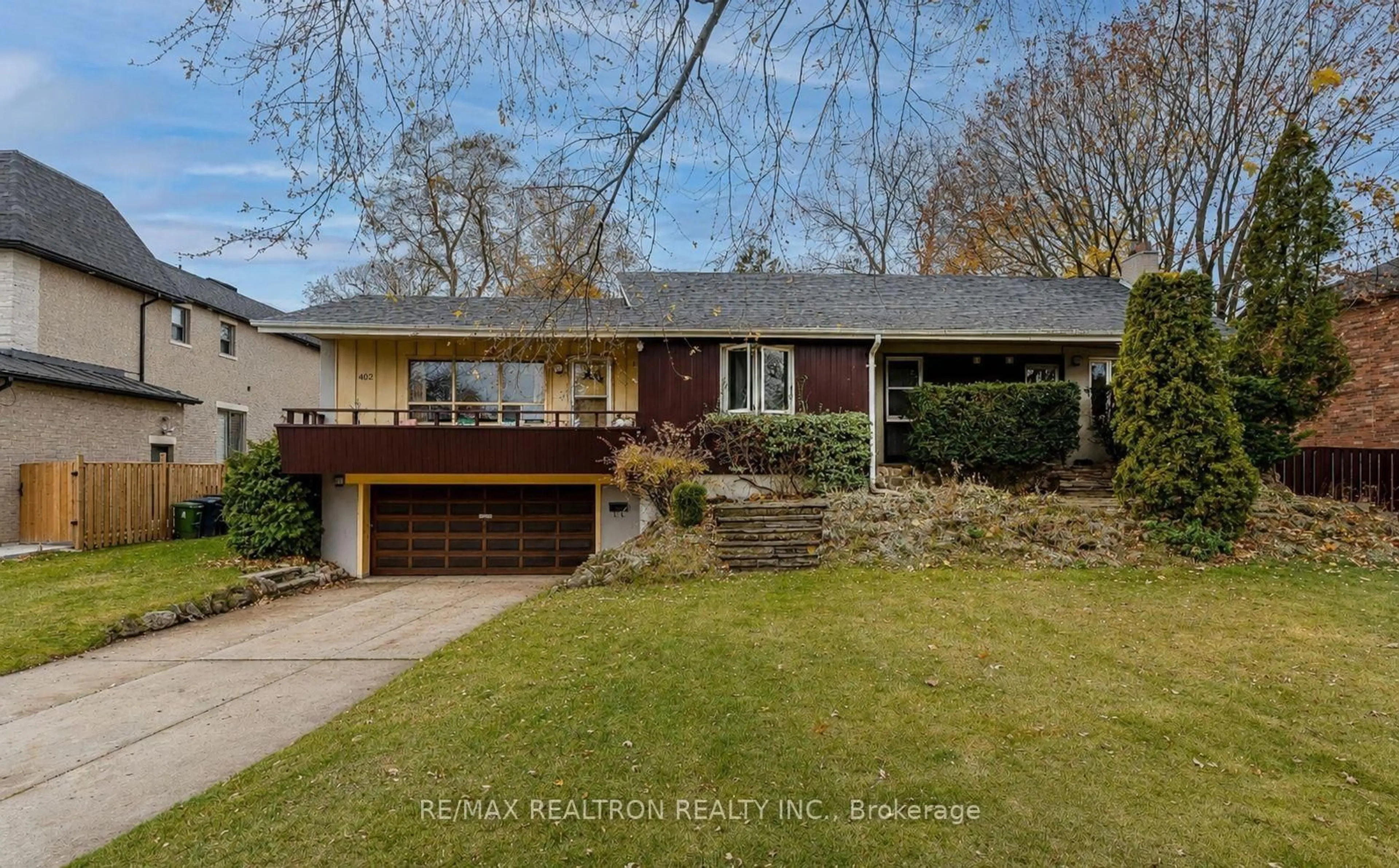 Home with brick exterior material, street for 400 Manse Rd, Toronto Ontario M1E 3V6