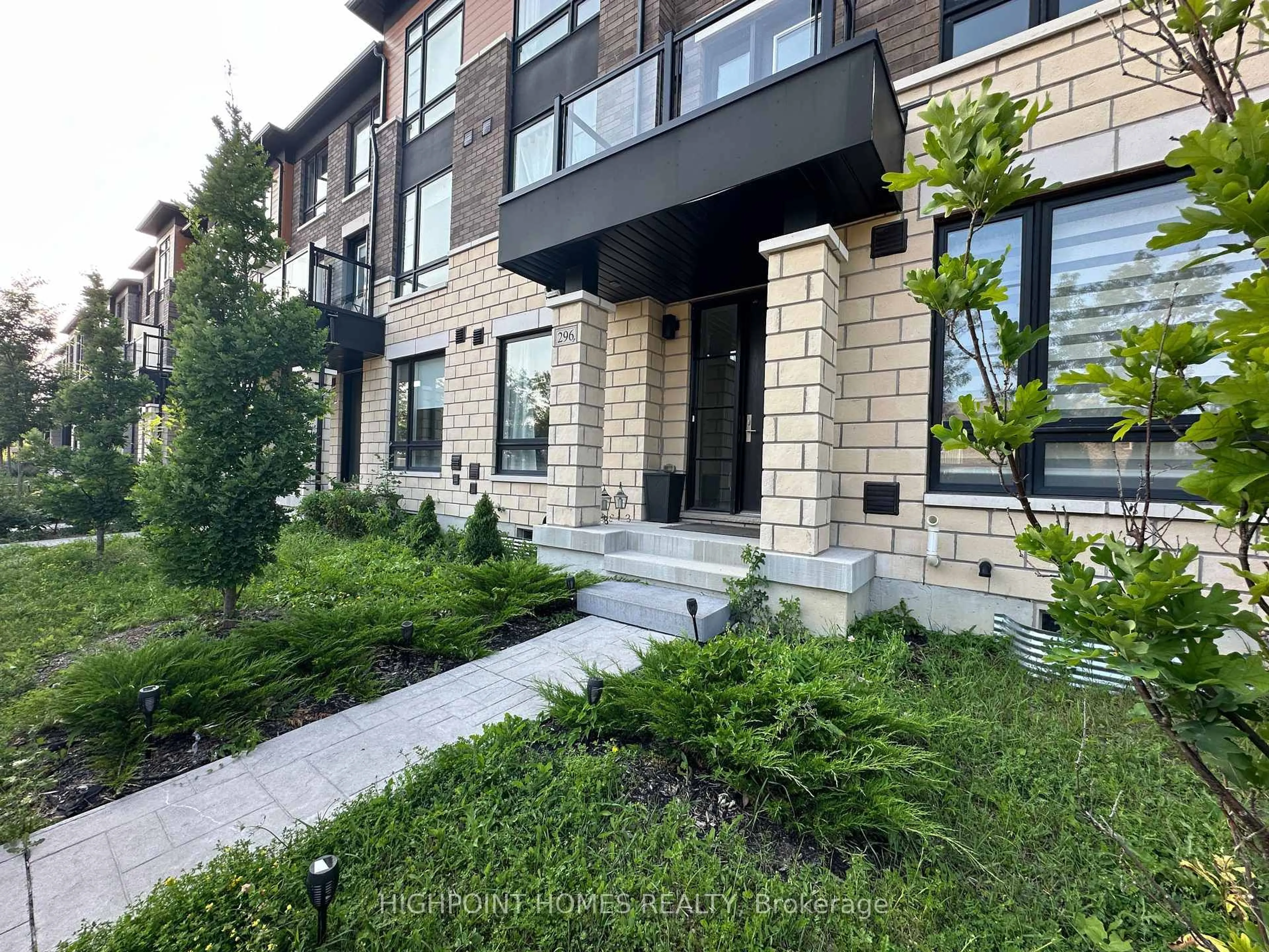 Unknown for 296 Carnwith Dr, Whitby Ontario L1M 2L6