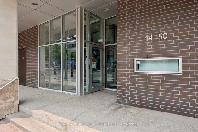 44 Bond St #305, Oshawa 3