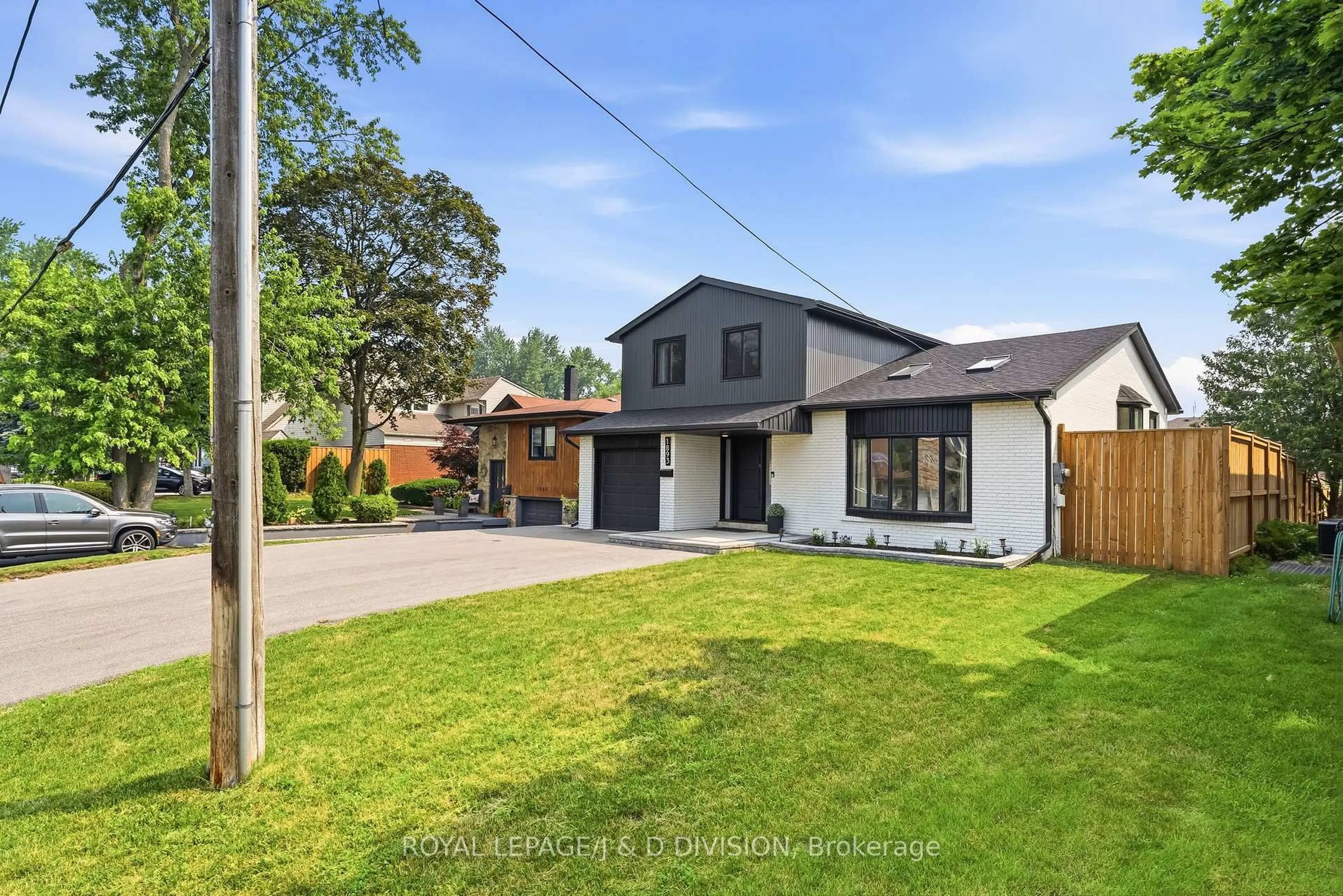 Unknown for 1893 Spruce Hill Rd, Pickering Ontario L1V 1S6