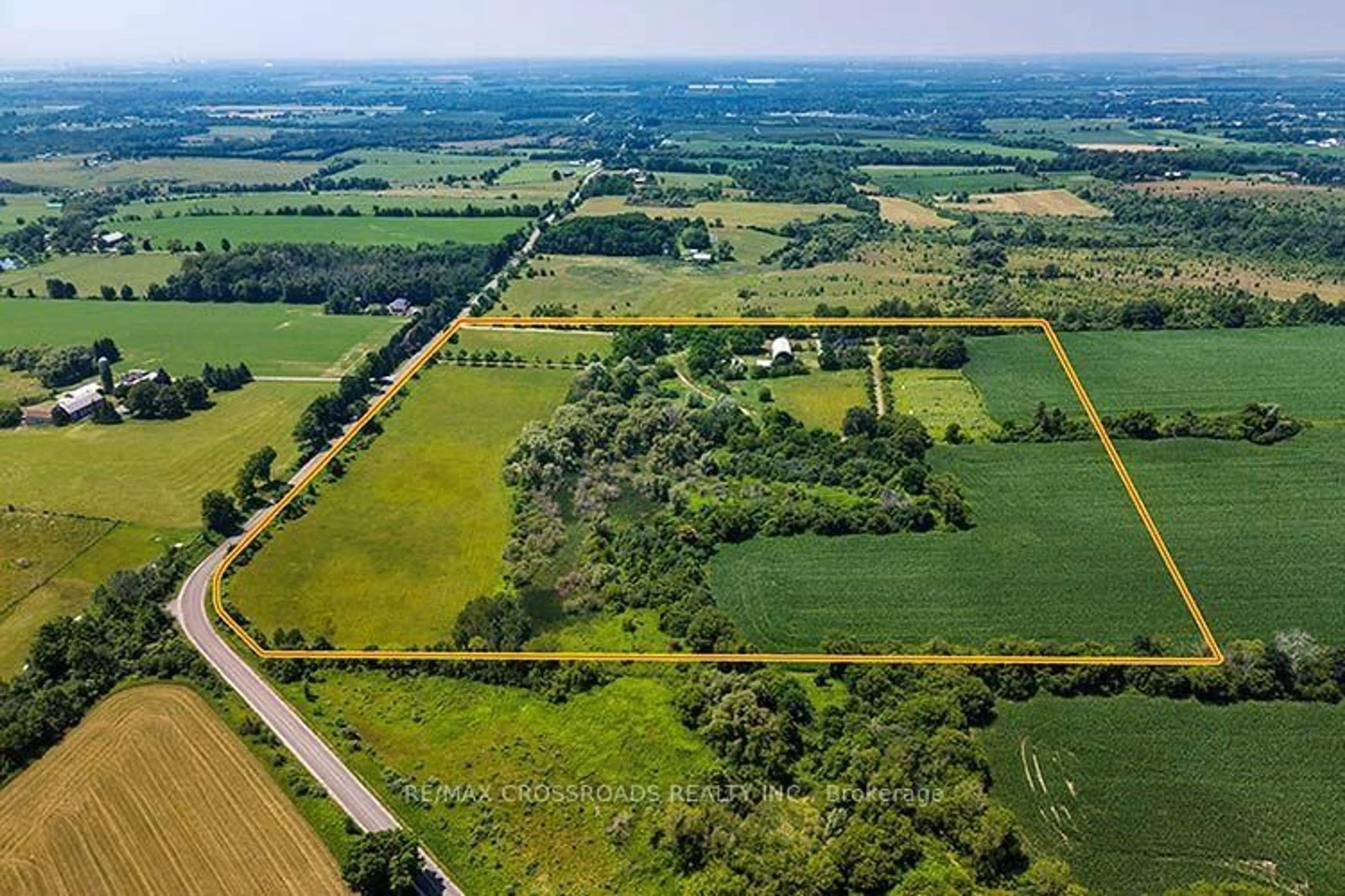 A pic from outside/outdoor area/front of a property/back of a property/a pic from drone, unknown for 5019 Jewel Rd, Clarington Ontario L0B 1M0