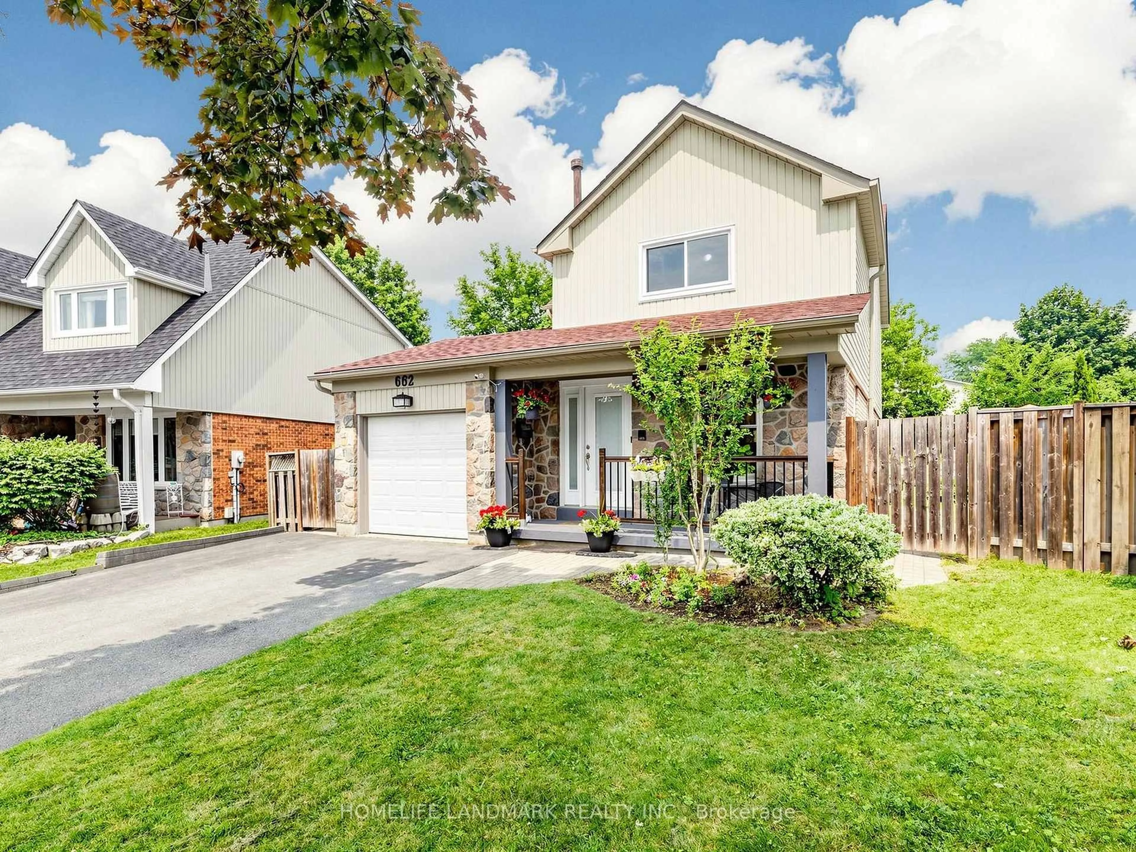 Home with brick exterior material, street for 662 Merlin Crt, Oshawa Ontario L1K 1M3