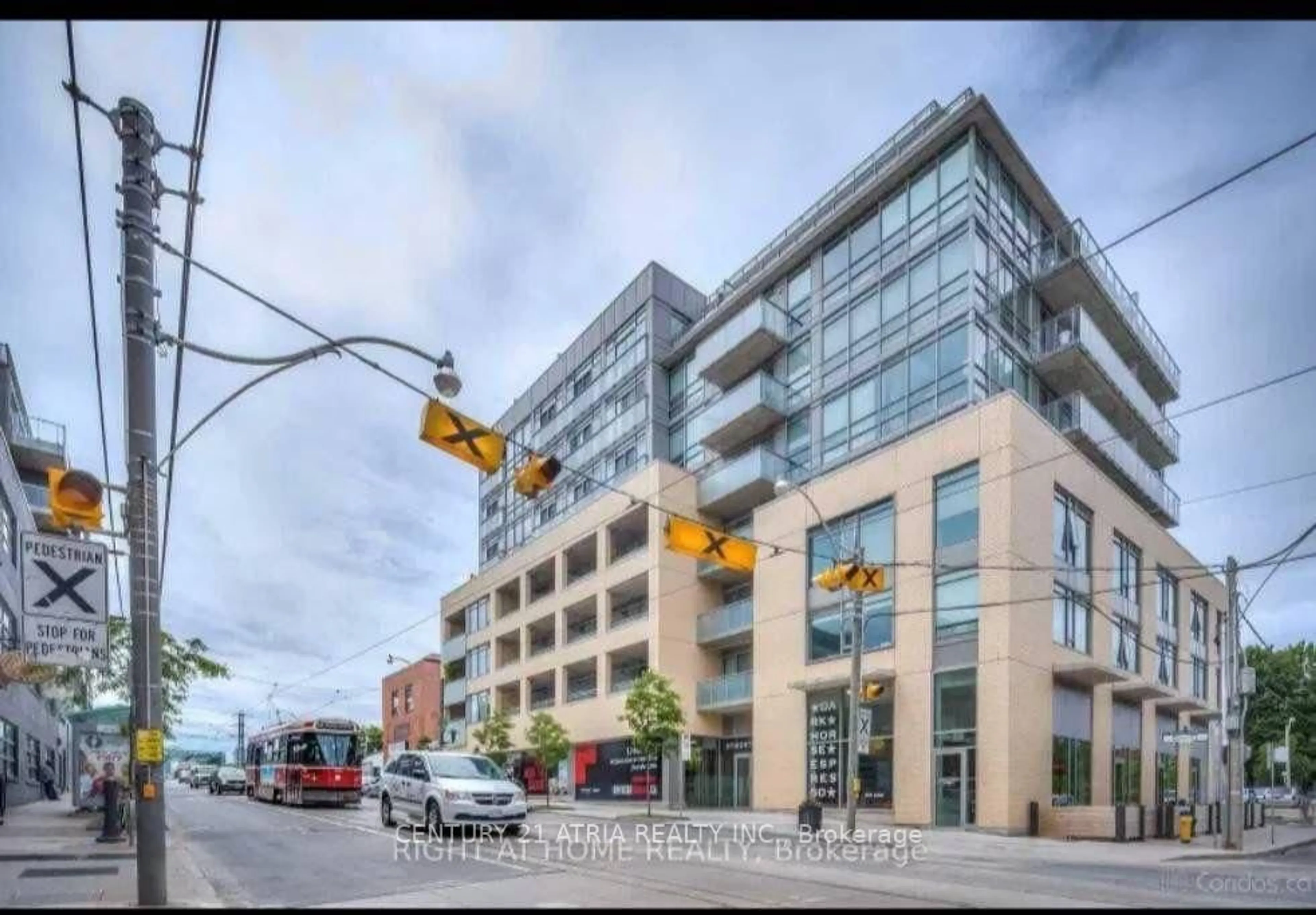 Unknown for 630 Queen St #204, Toronto Ontario M4M 1G3