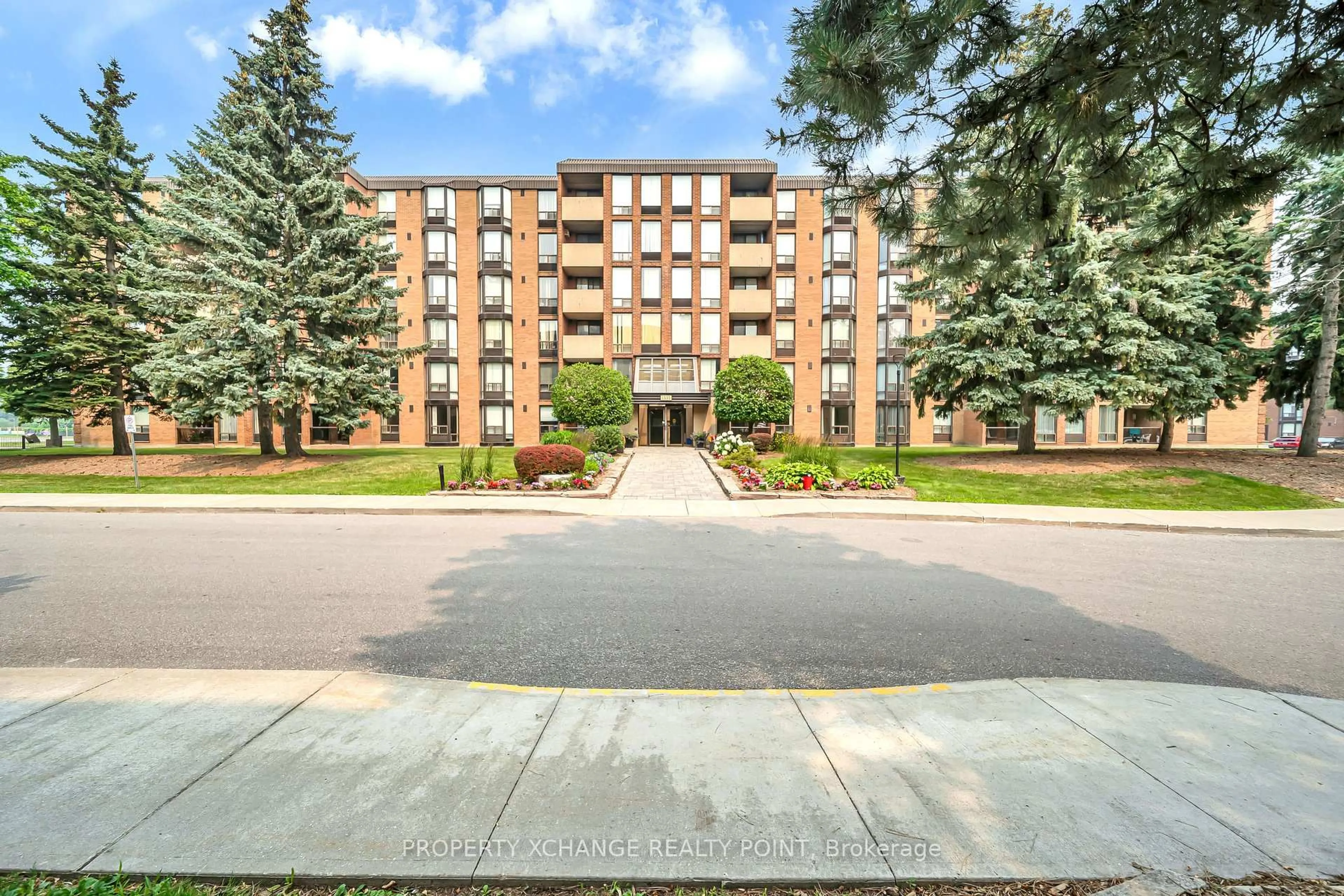 Patio, unknown for 1535 Diefenbaker Crt #109, Pickering Ontario L1V 3W2