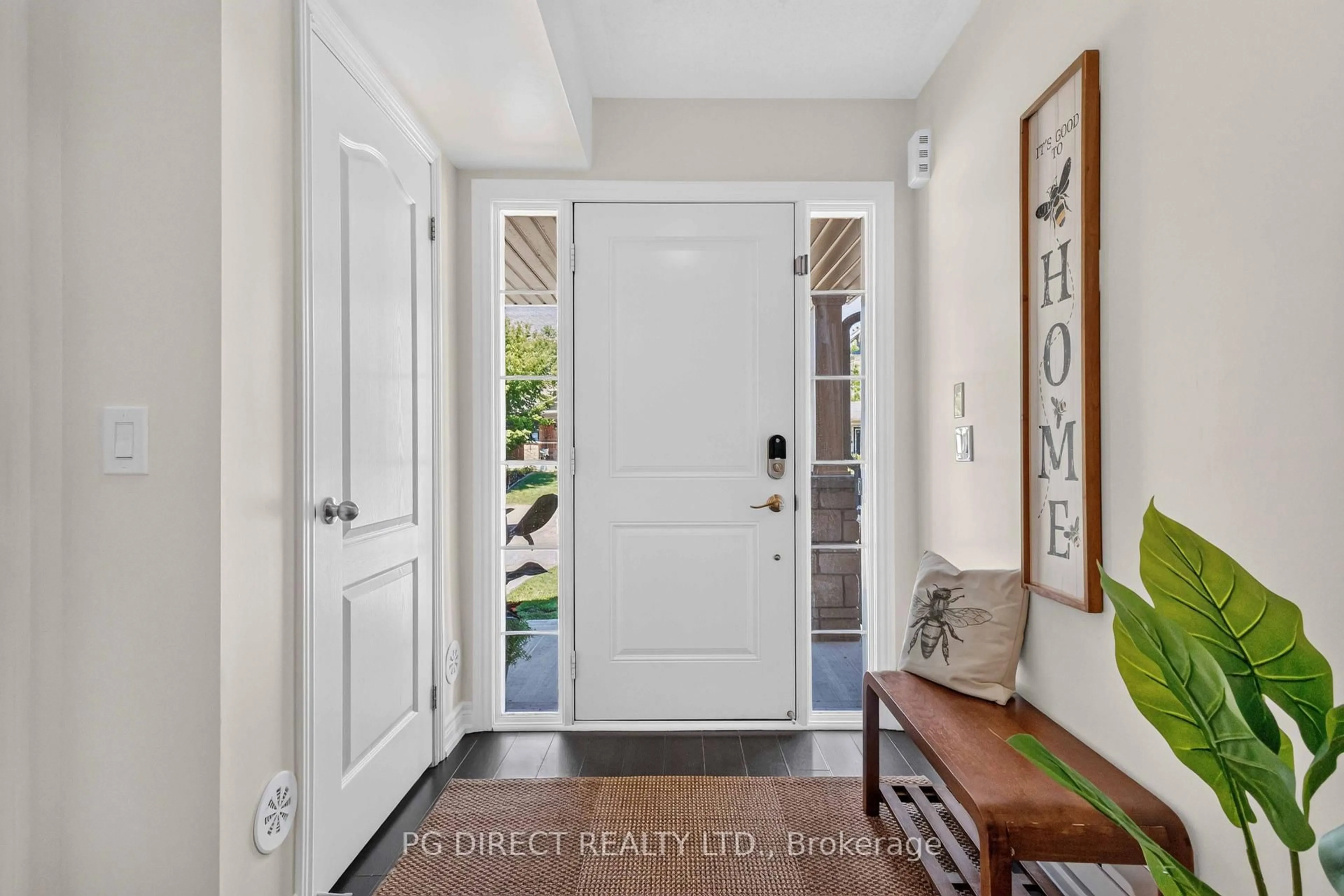Indoor entryway for 83 Great Gabe Cres, Oshawa Ontario L1L 0E7