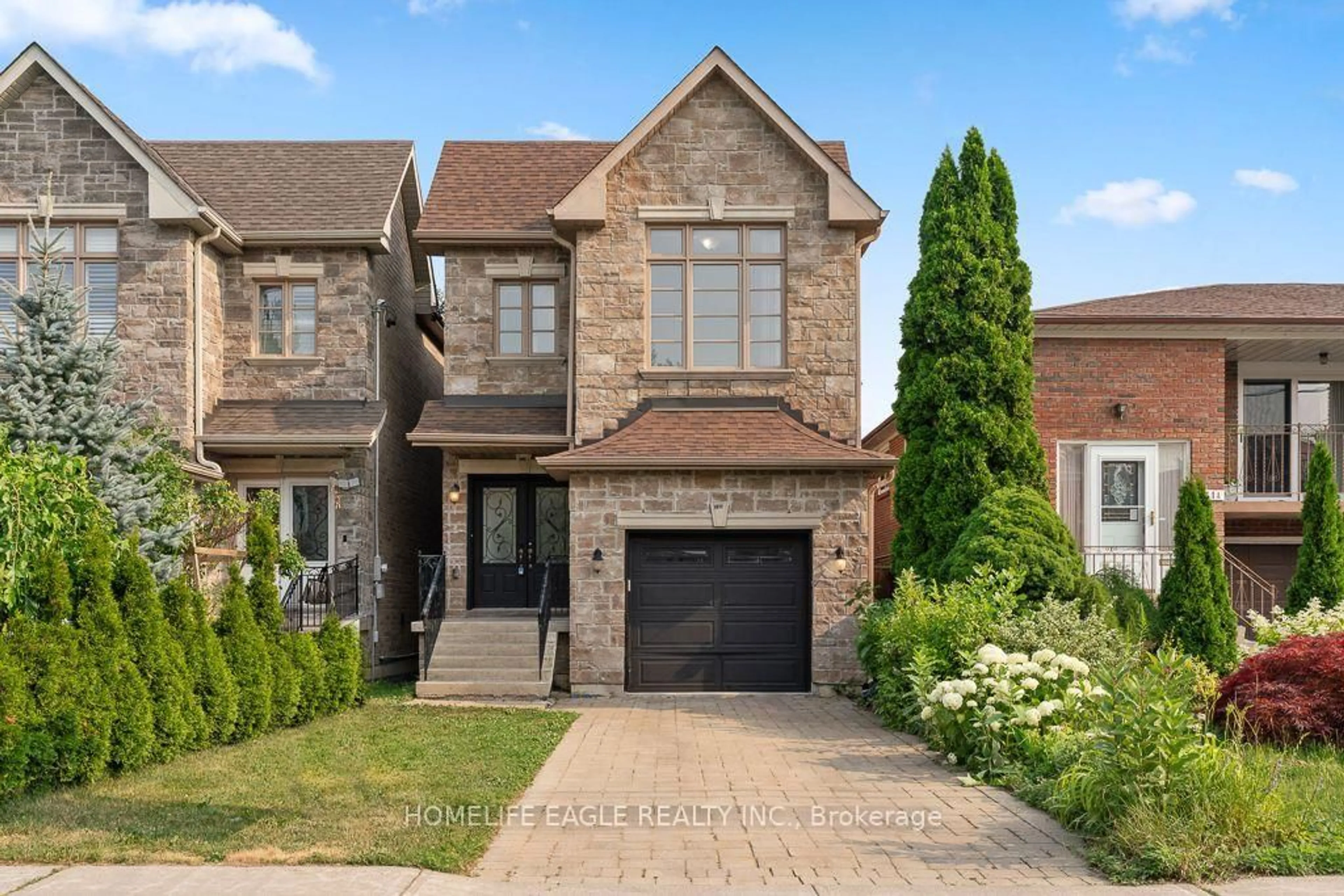 Home with brick exterior material, street for 133 Park St, Toronto Ontario M1N 2P4