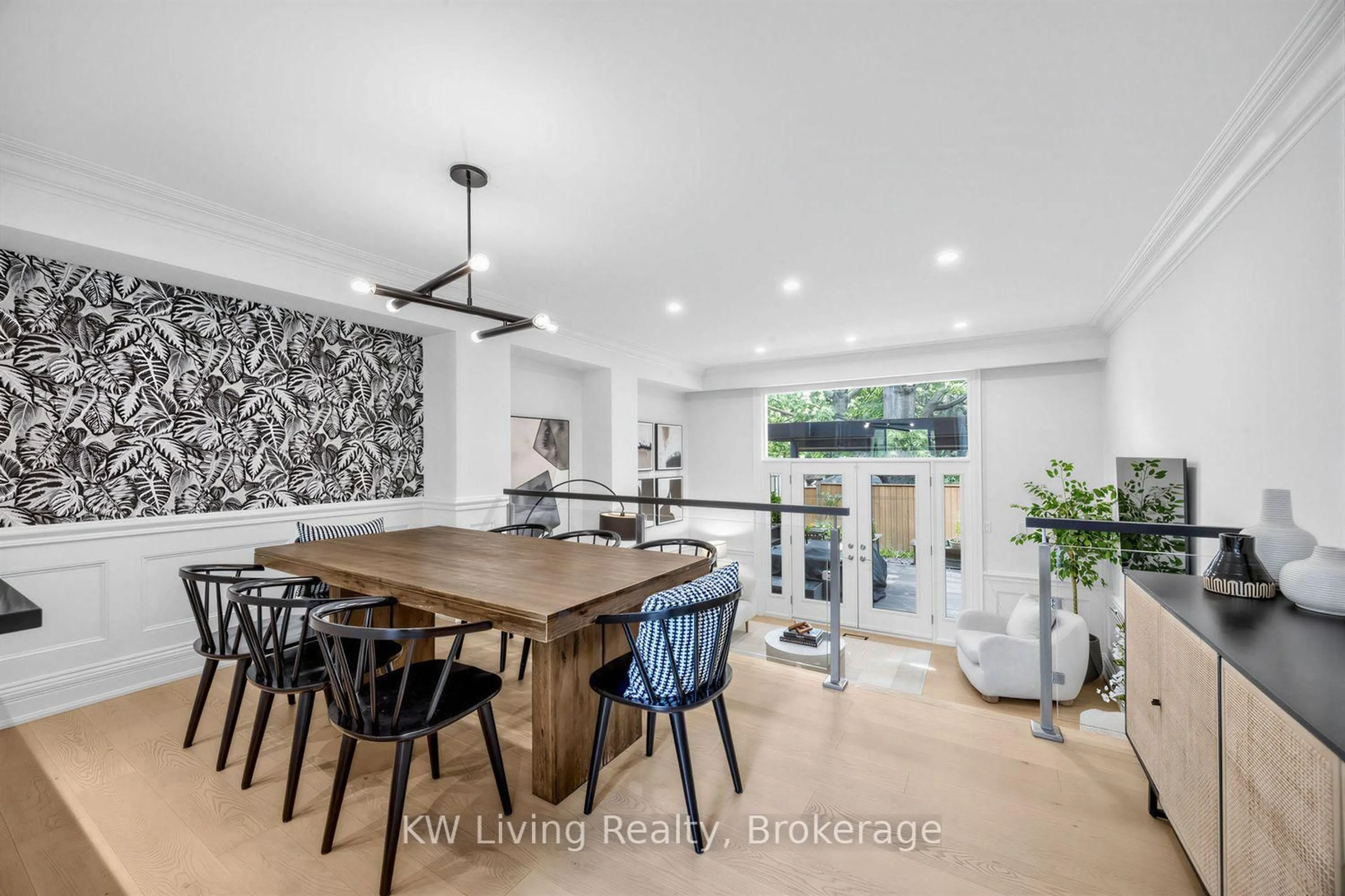 Dining room, unknown for 155 Woodbine Ave #TH7, Toronto Ontario M4L 3P1