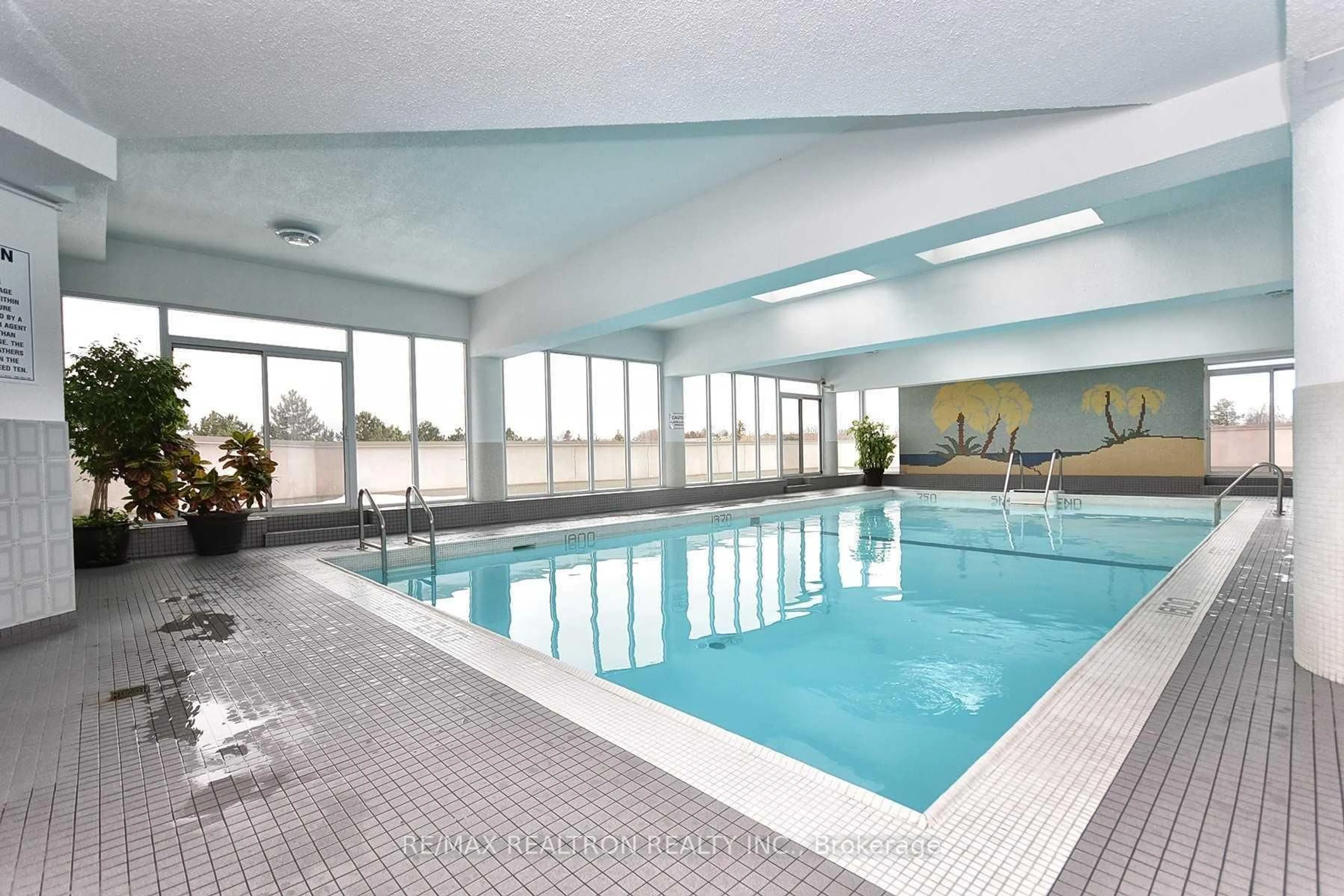 Pool for 20 Dean Park Rd #817, Toronto Ontario M1B 3G9