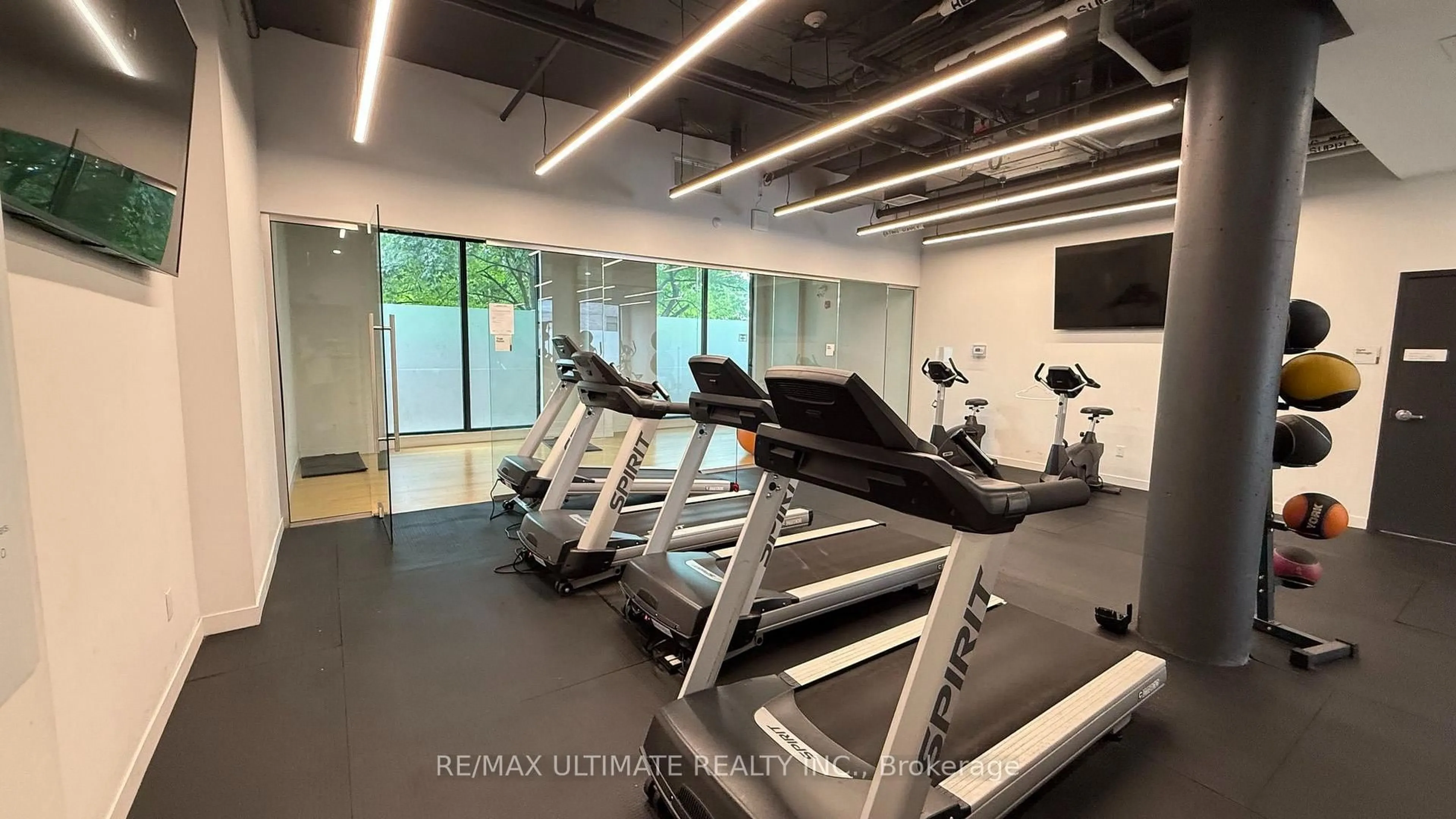 Gym or fitness room for 1800 Simcoe St #214, Oshawa Ontario L1G 0C2