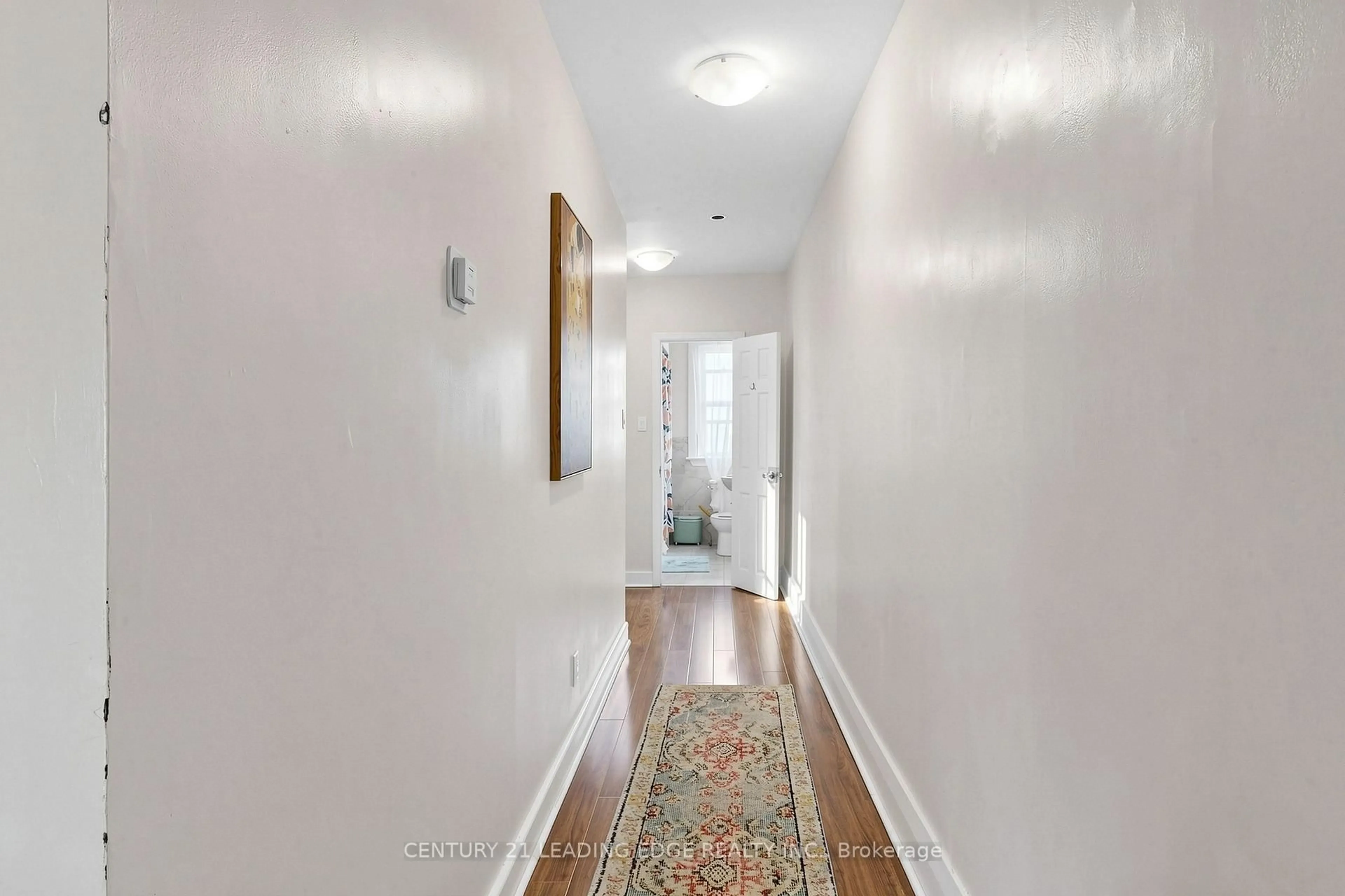 Indoor entryway for 395 Rhodes Ave, Toronto Ontario M4L 3A6