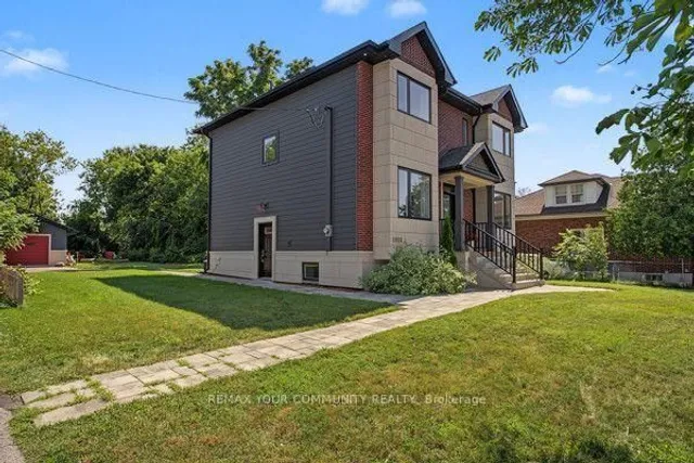 1111 King St, Oshawa 2