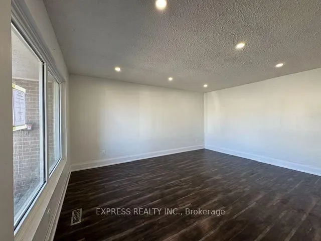 220 John Tabor Tr, Toronto 4