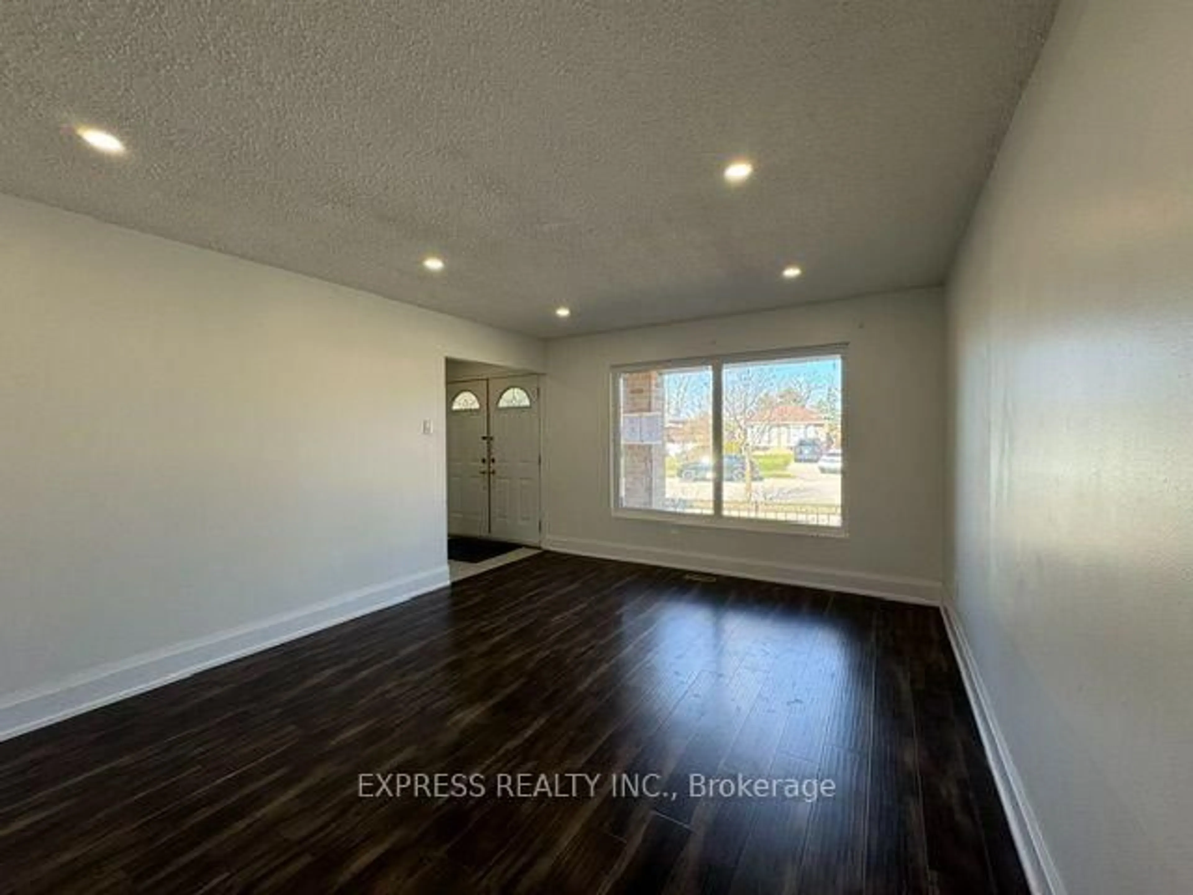 A pic of a room for 220 John Tabor Tr, Toronto Ontario M1B 2R4