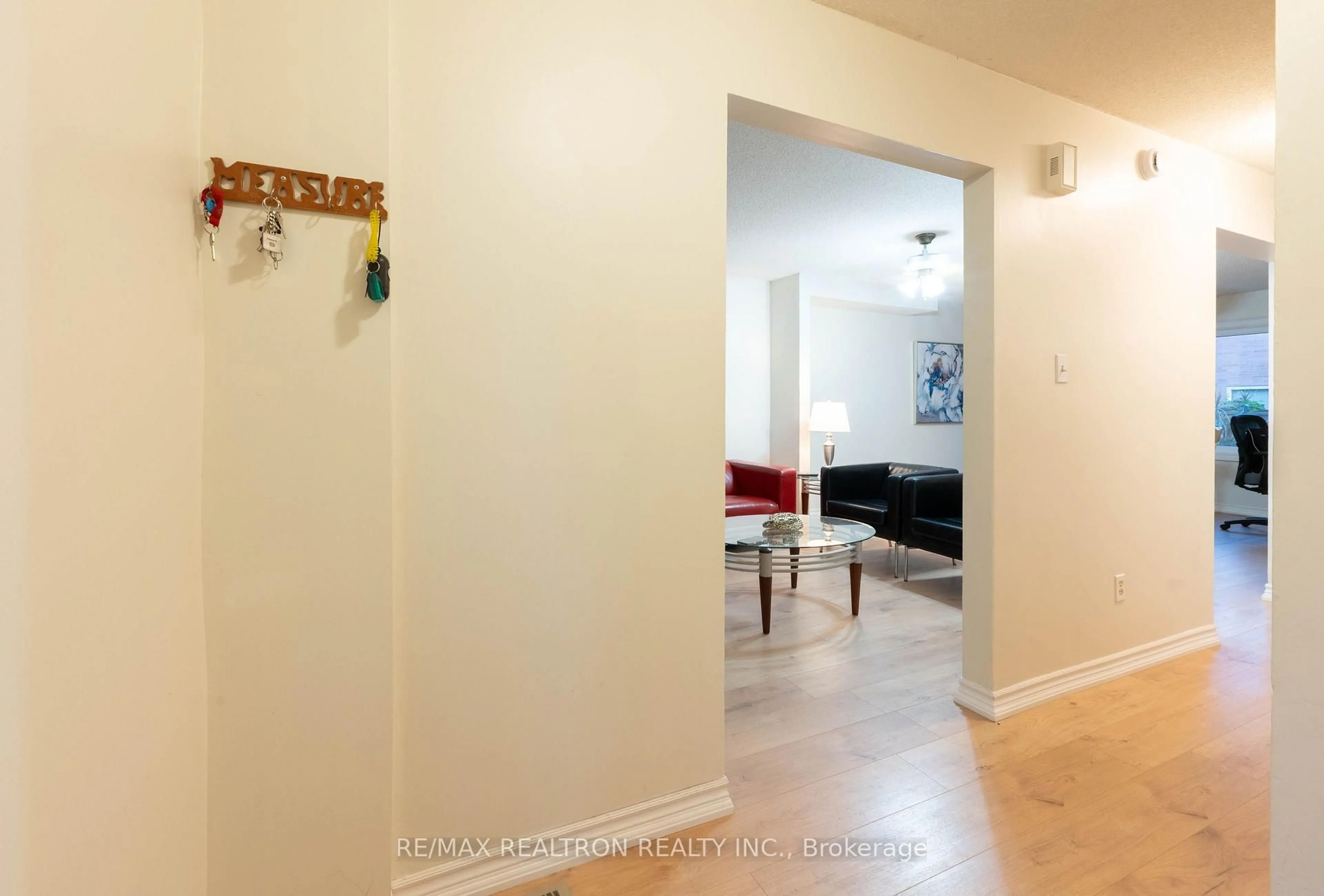 Indoor entryway for 95 Chalmers Cres, Ajax Ontario L1S 5Z6