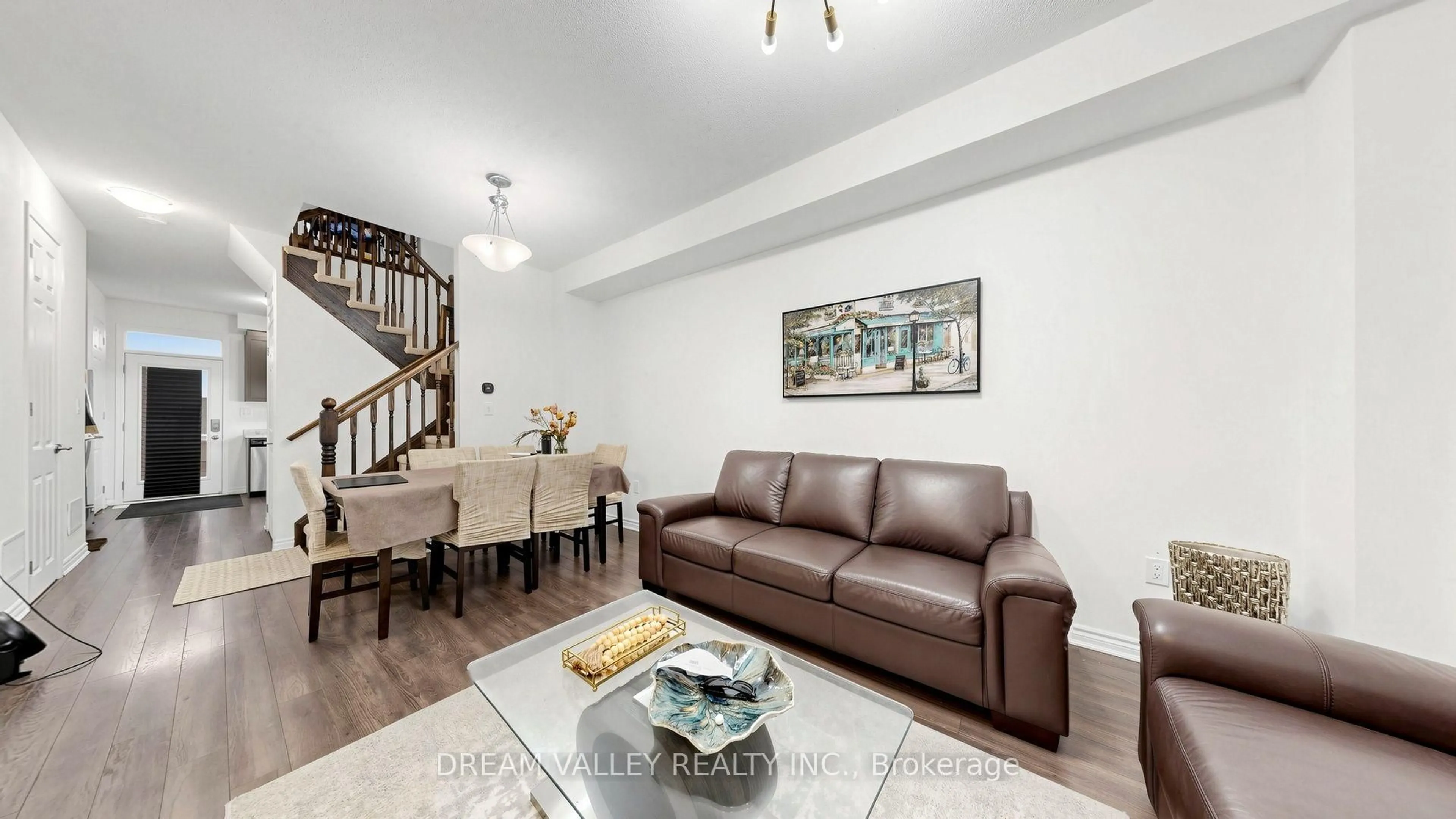Living room with furniture, unknown for 138 Cleanside Rd, Toronto Ontario M1L 0C6