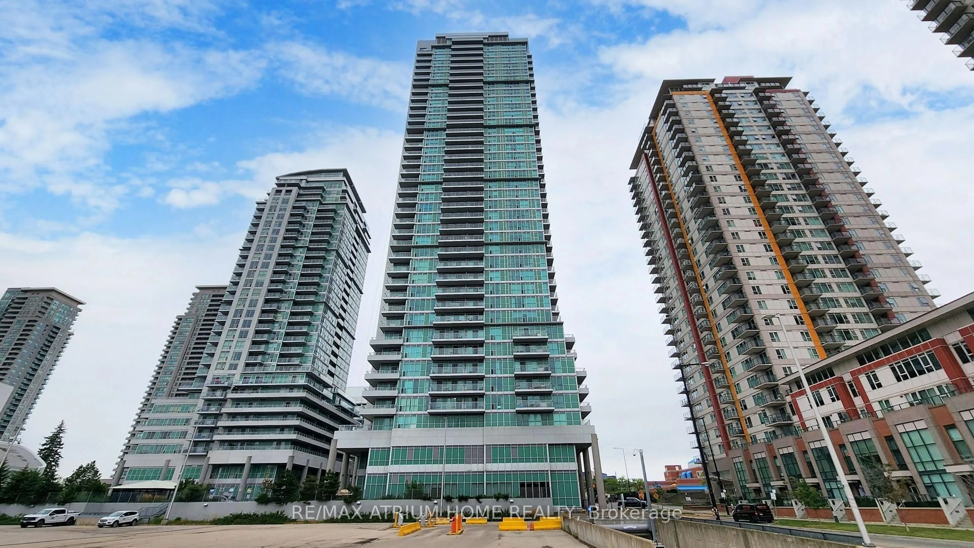 Unknown for 50 Town Centre Crt #3011, Toronto Ontario M1P 4Y7