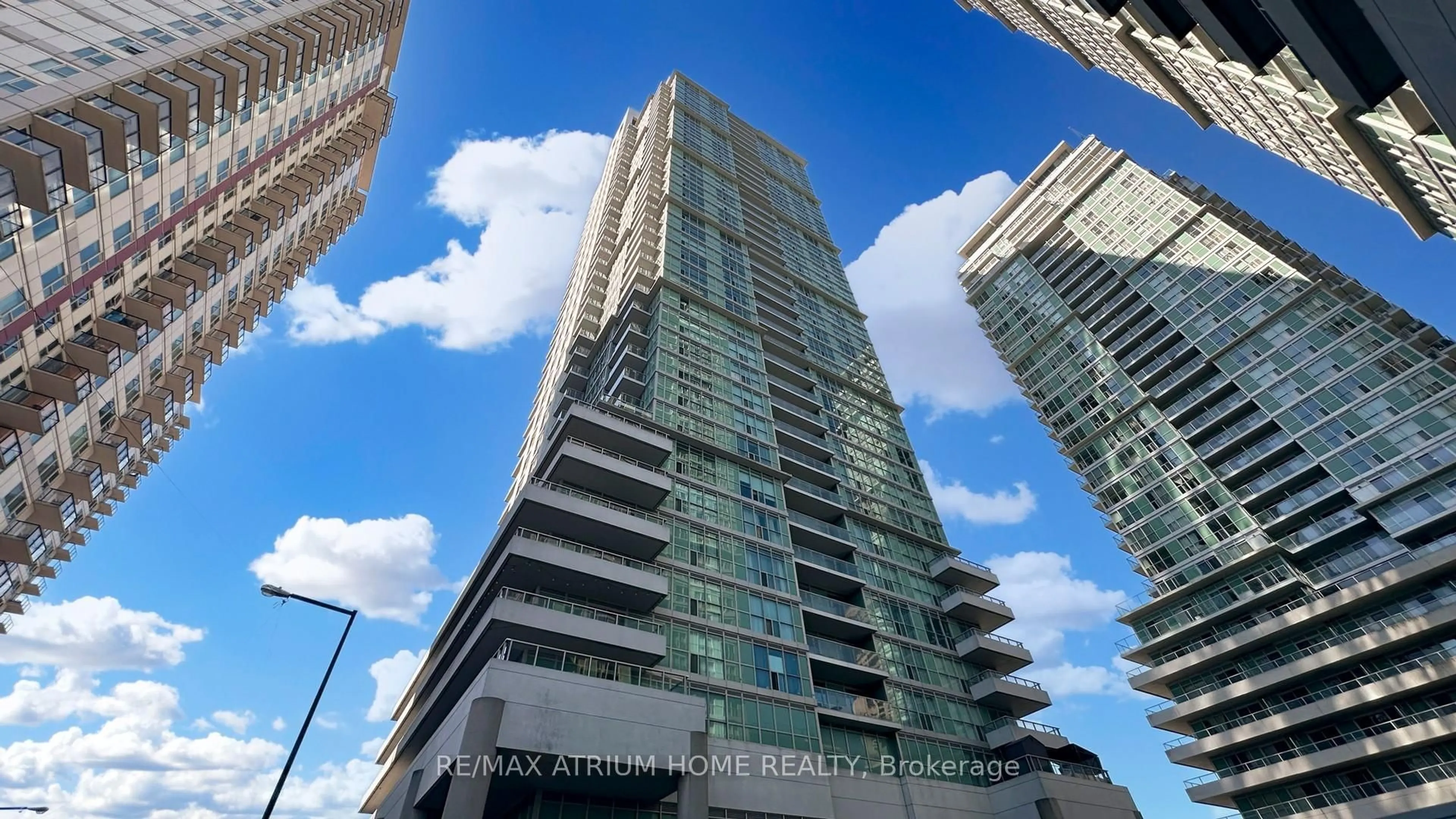 Unknown for 50 Town Centre Crt #3011, Toronto Ontario M1P 4Y7