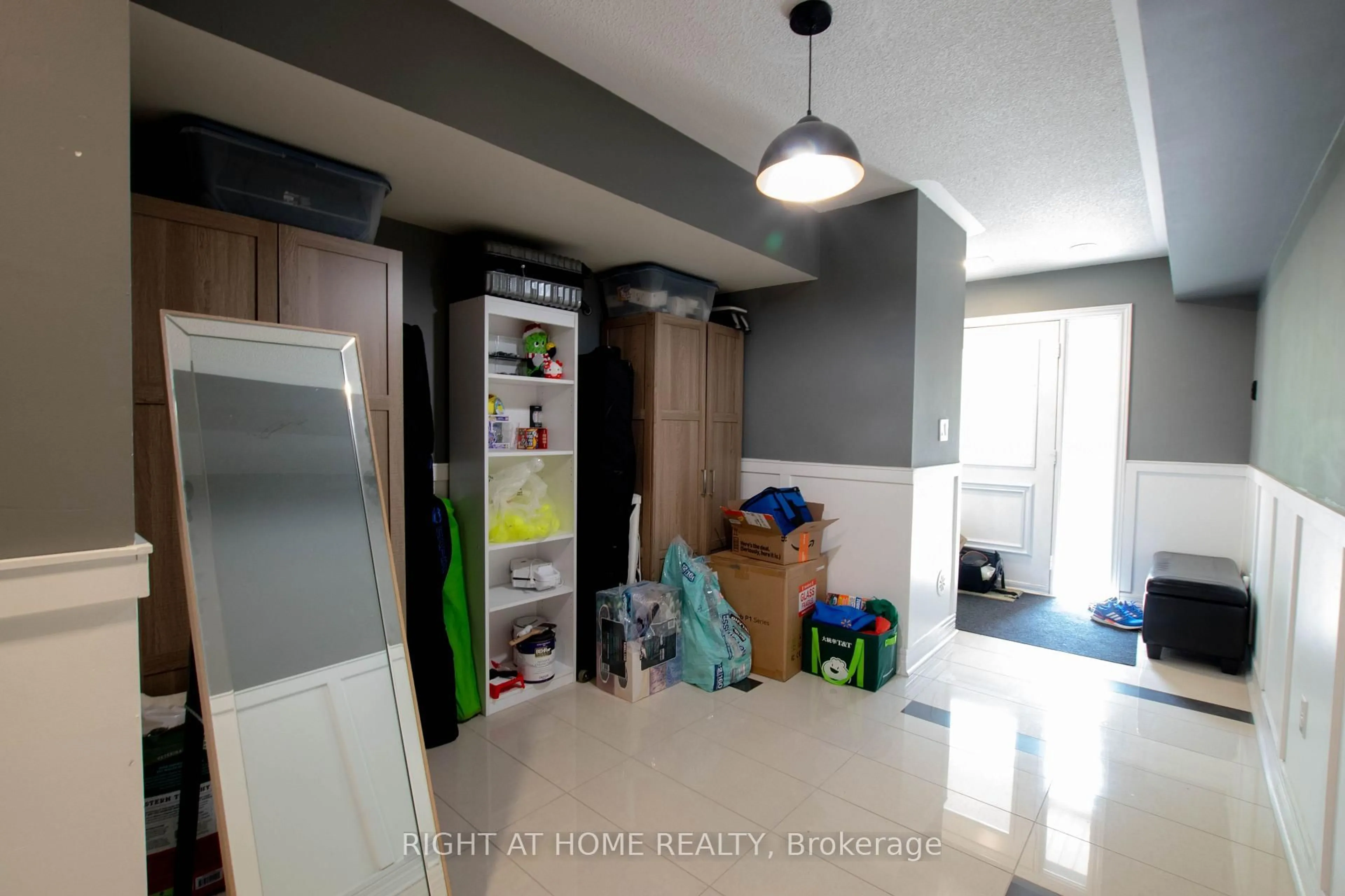 Unknown for 1250 St Martins Dr #54, Pickering Ontario L1W 1L7