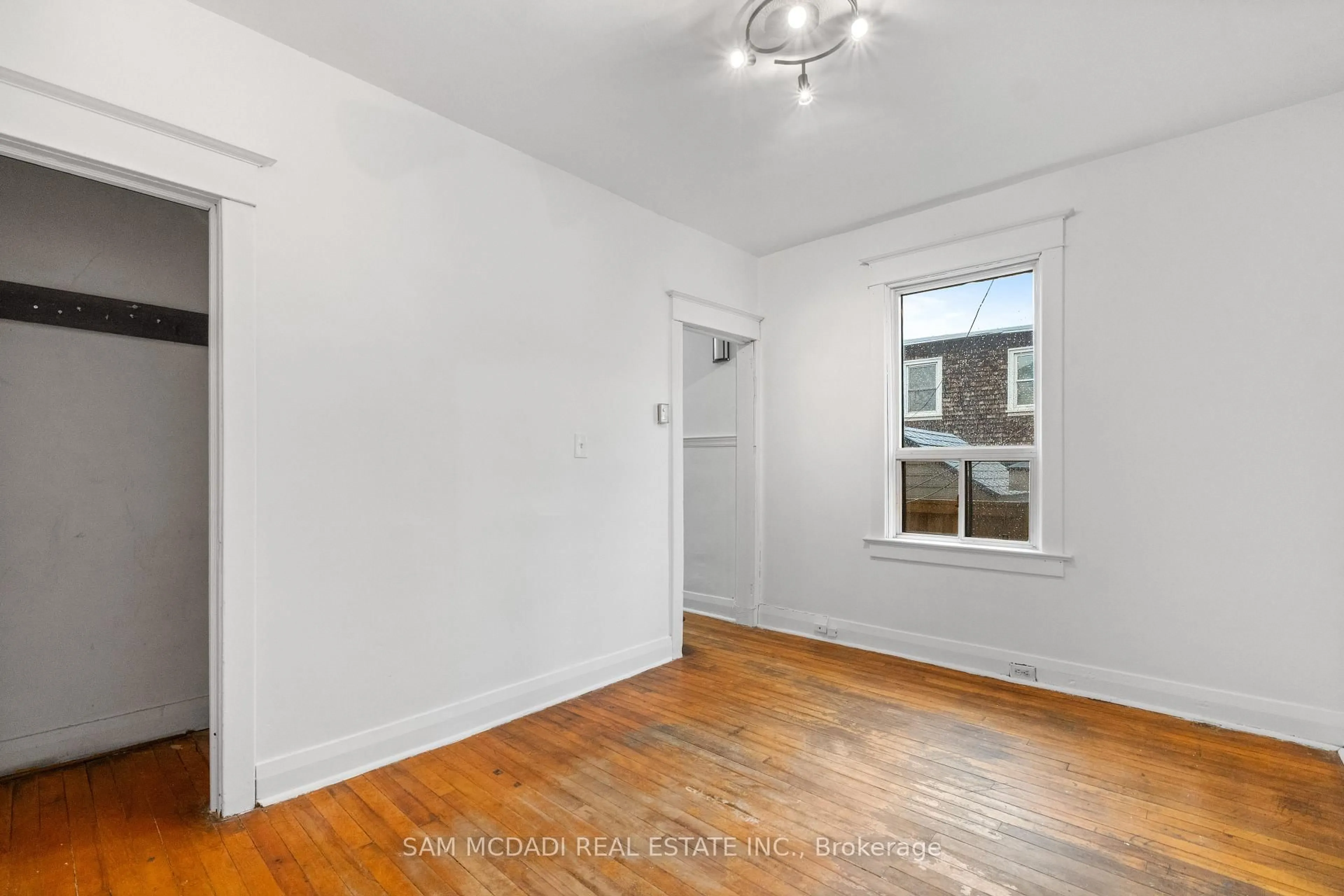 A pic of a room for 259 Milverton Blvd, Toronto Ontario M4J 1V6