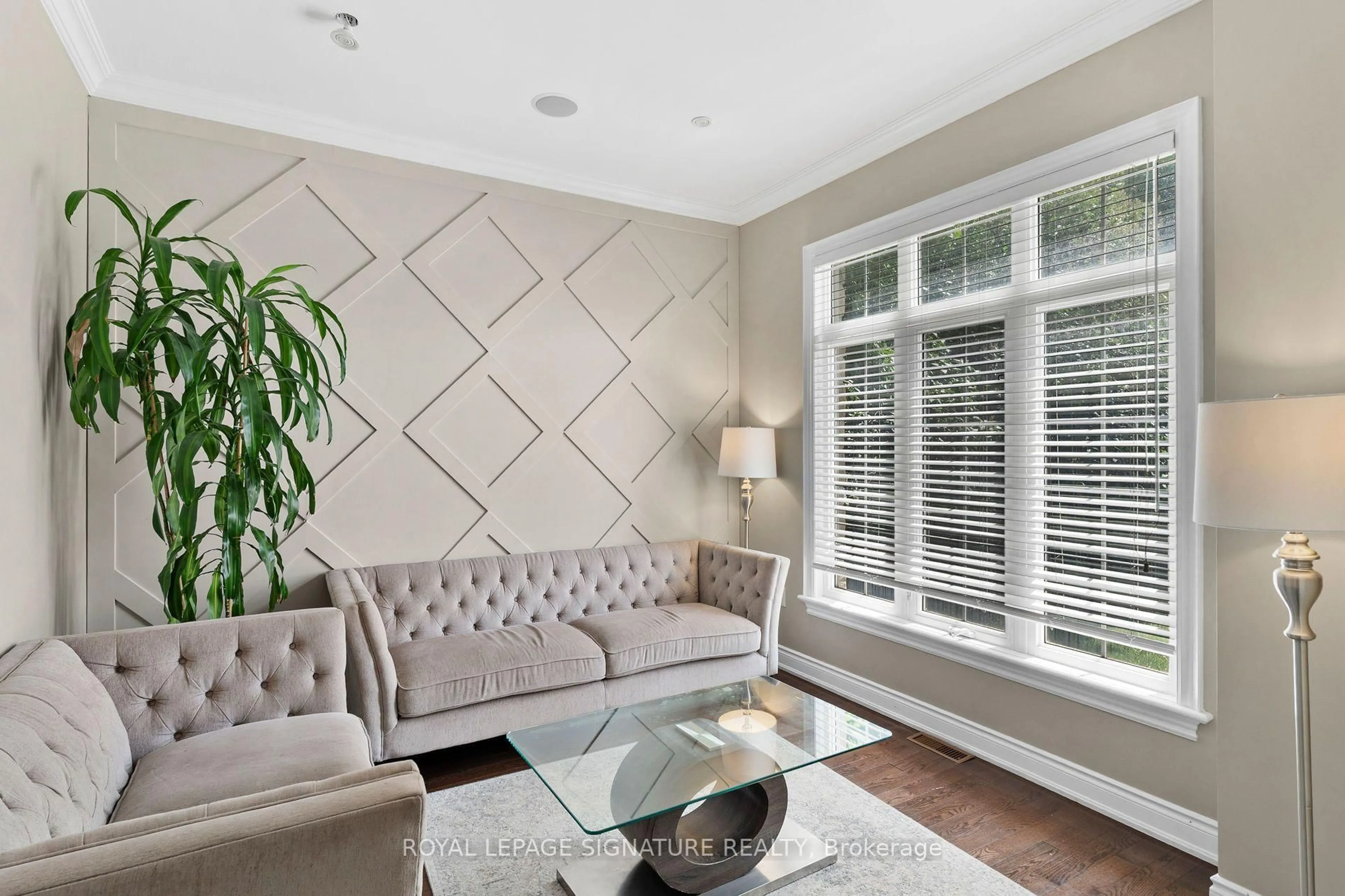 Living room with furniture, unknown for 2904 Range Line Rd, Ajax Ontario L1S 1C1