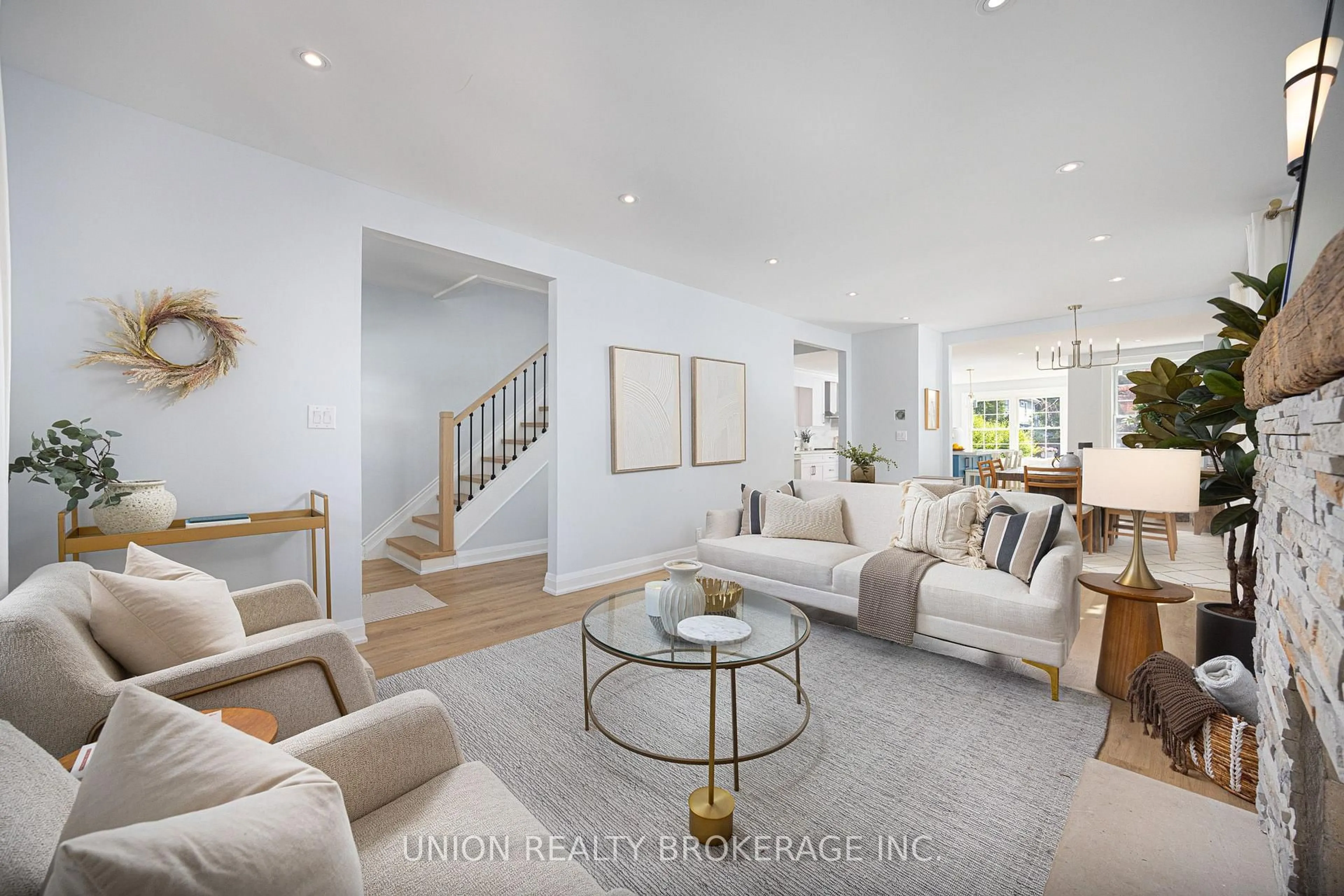 Living room with furniture, unknown for 65 Harding Blvd, Toronto Ontario M1N 3C8