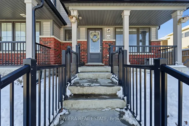44 Jerome Way, Clarington 4