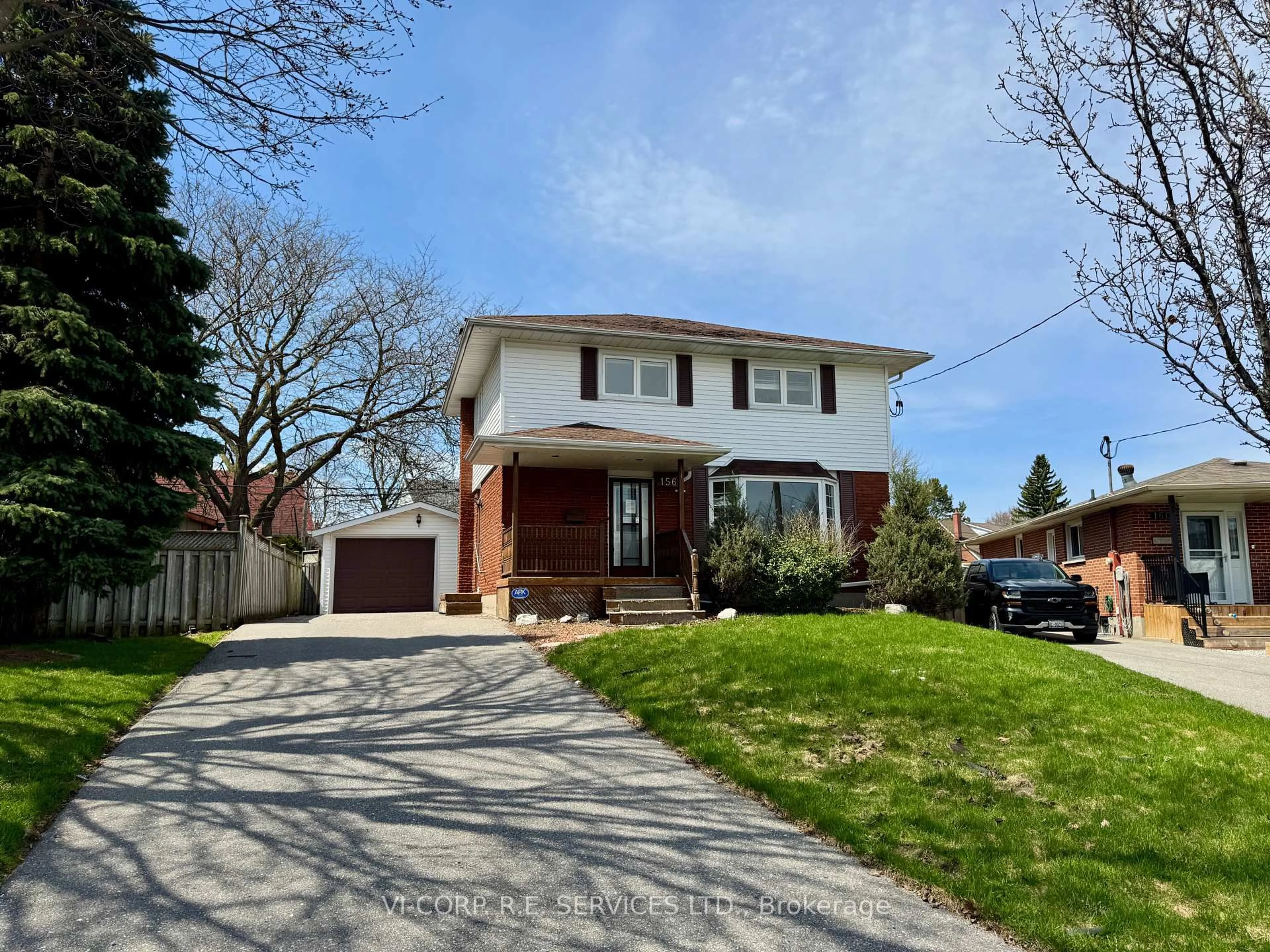 Unknown for 156 Gladstone Ave, Oshawa Ontario L1J 4E7