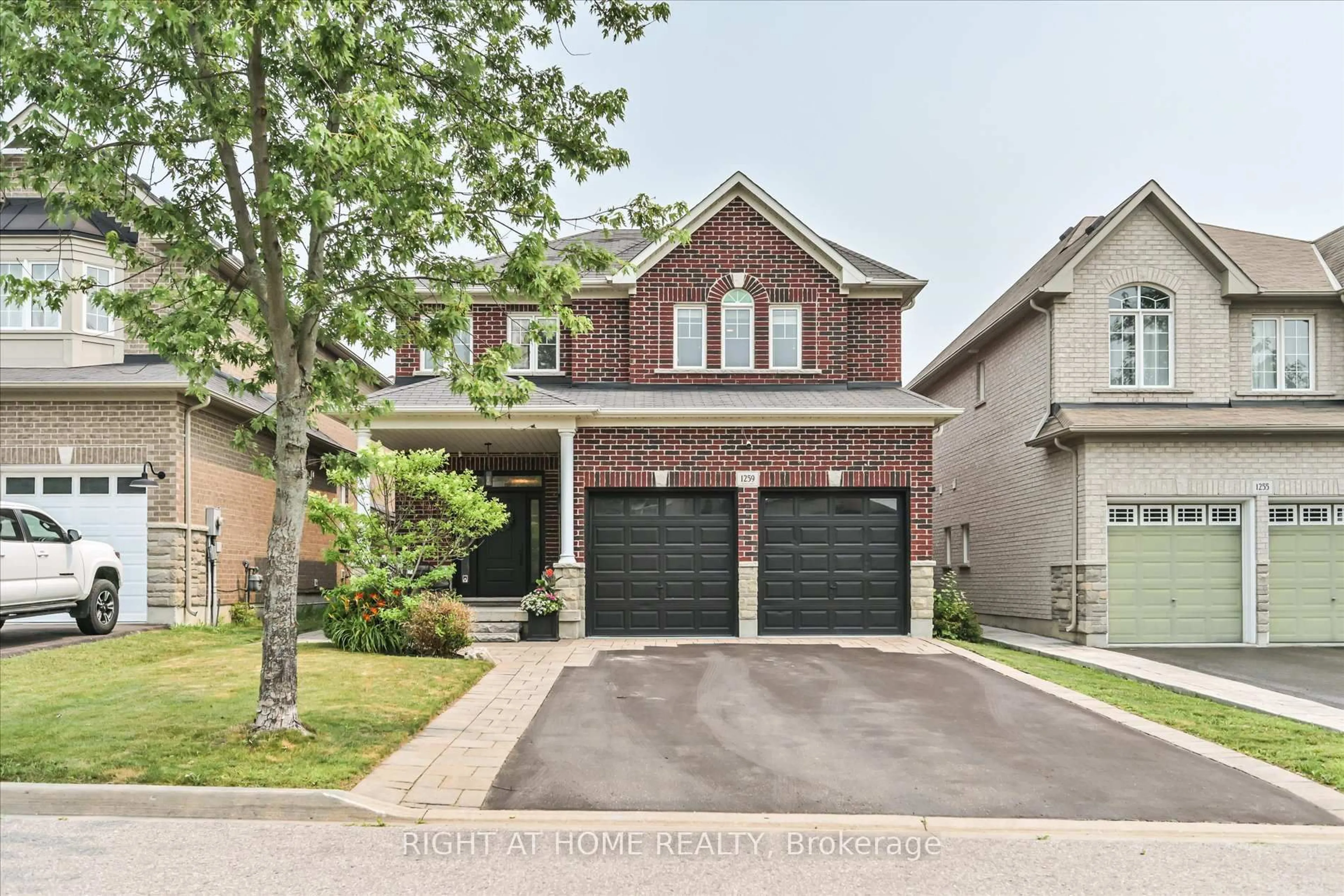 Home with brick exterior material, street for 1259 Aldsworth Cres, Oshawa Ontario L1K 0S5