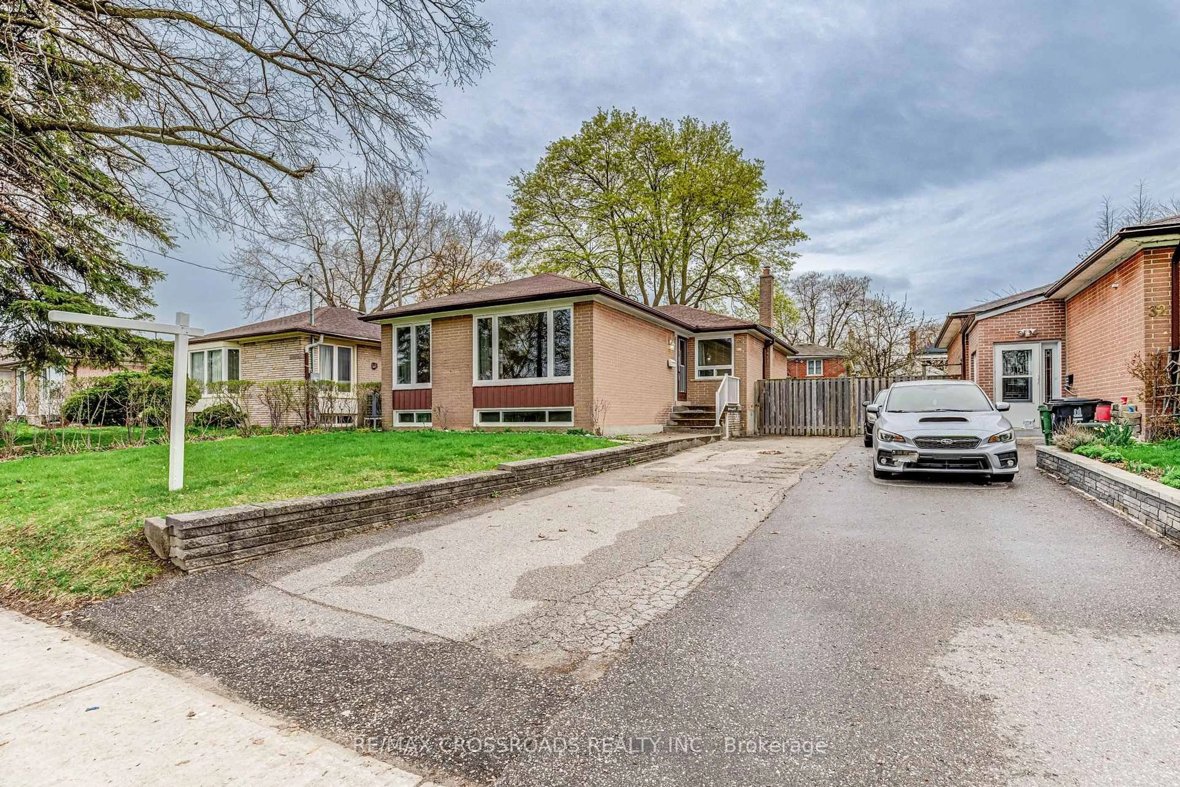 Unknown for 30 Murmouth Rd, Toronto Ontario M1T 2R1