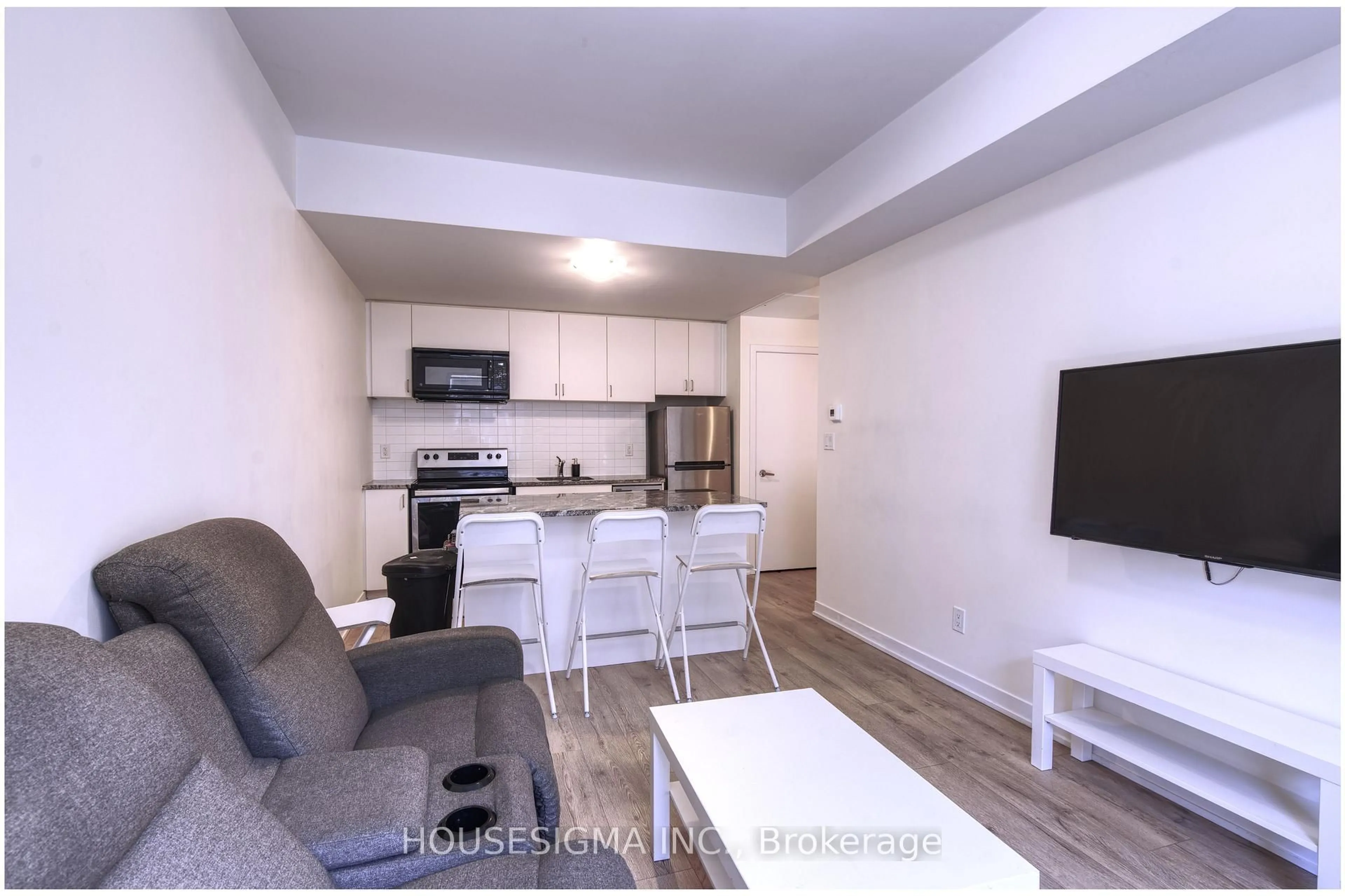 Unknown for 1720 Simcoe St #28, Oshawa Ontario L1G 0C3