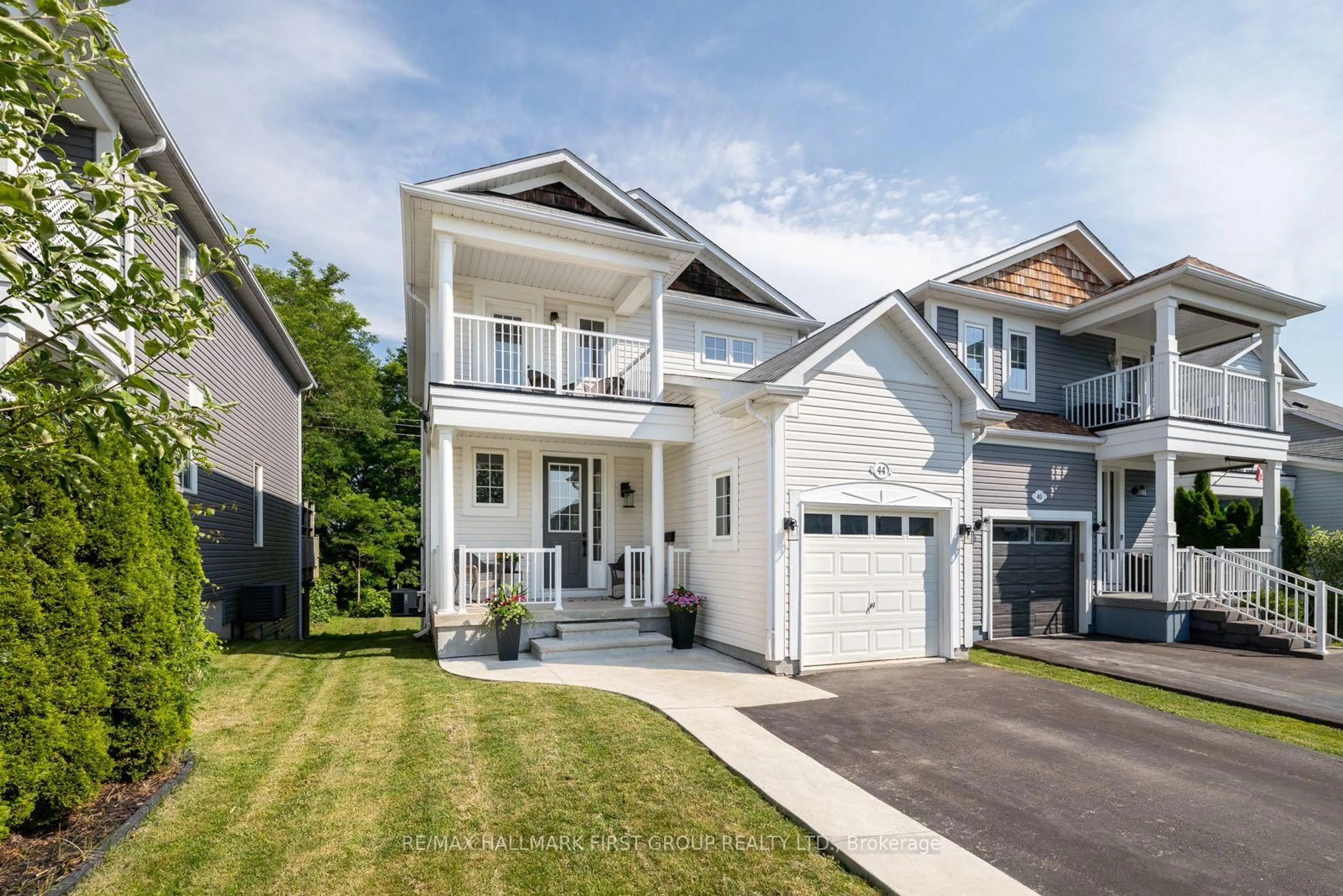 Home with vinyl exterior material, street for 44 Milligan St, Clarington Ontario L1B 1R6