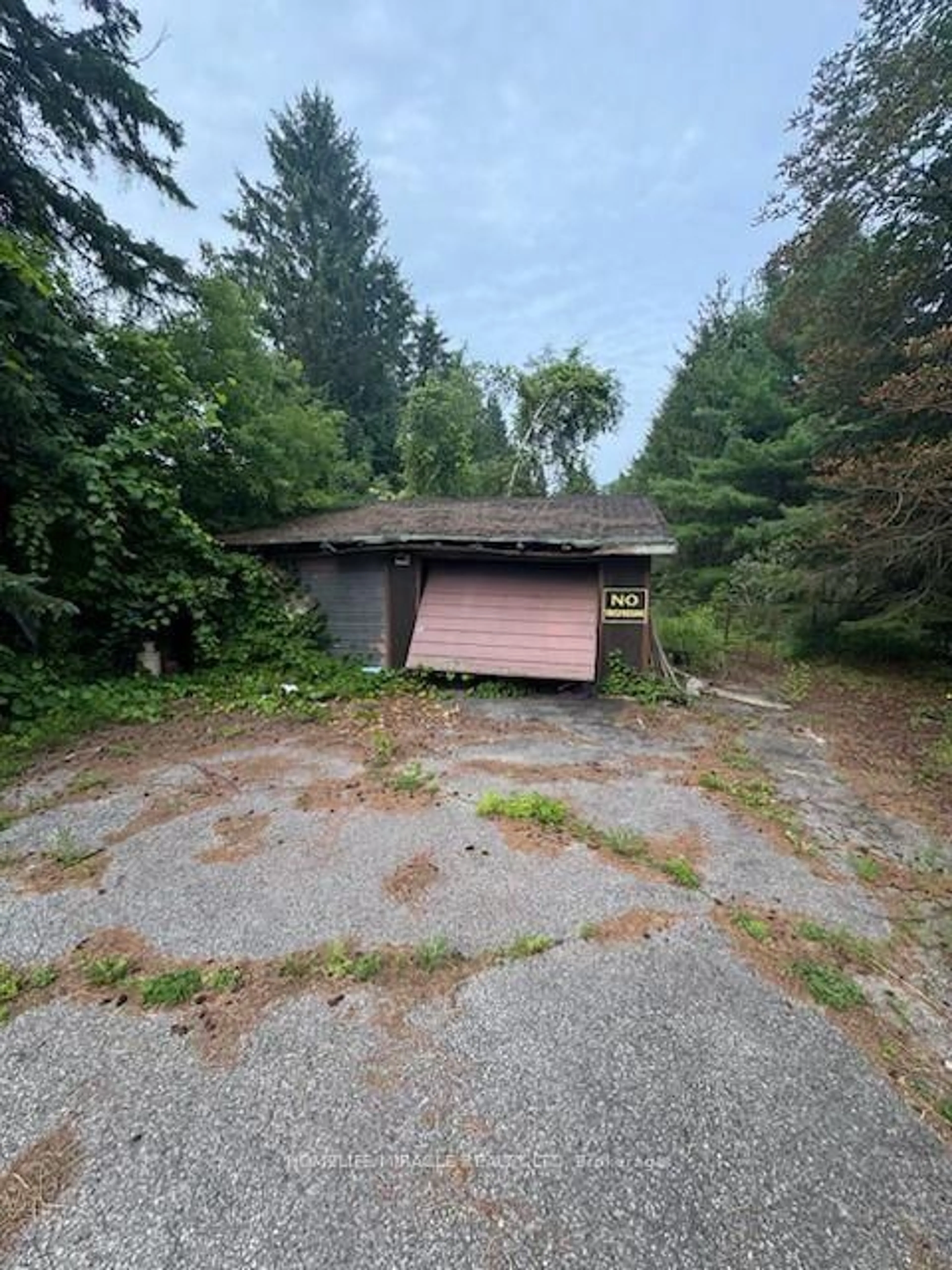 Shed for 869 Townline Rd, Clarington Ontario L1E 2J3