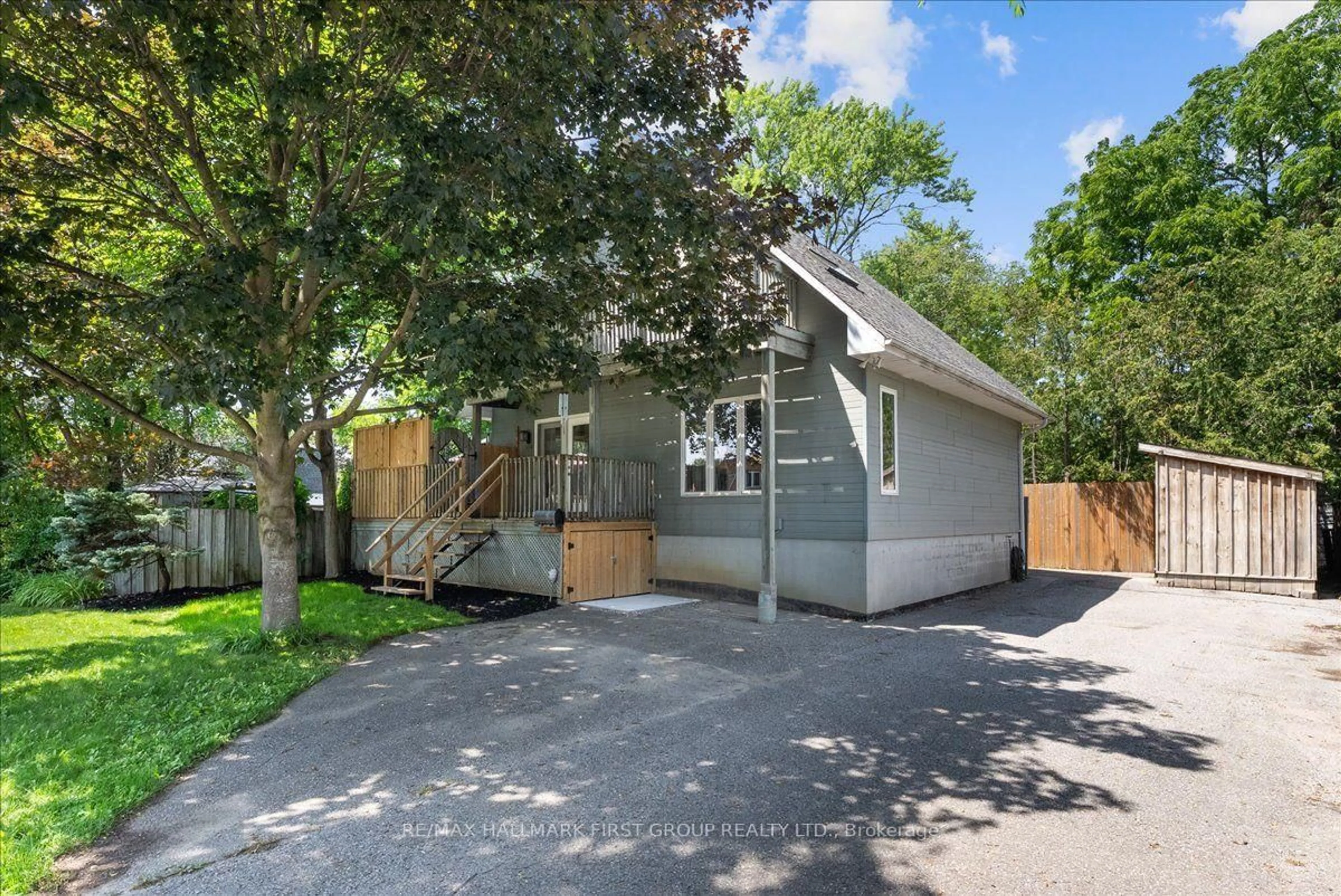 Home with vinyl exterior material, street for 1290 Glenanna Rd, Pickering Ontario L1V 6R9