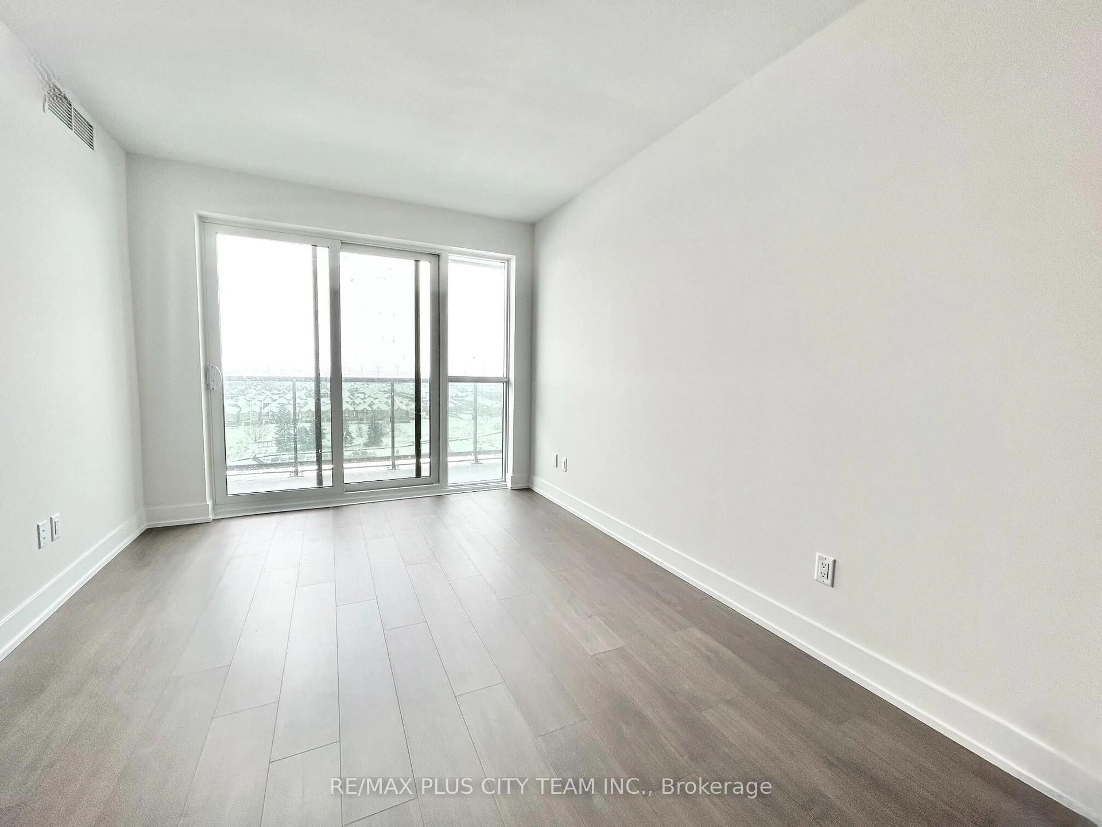 A pic of a room for 2550 Simcoe St #1217, Oshawa Ontario L1L 0R5