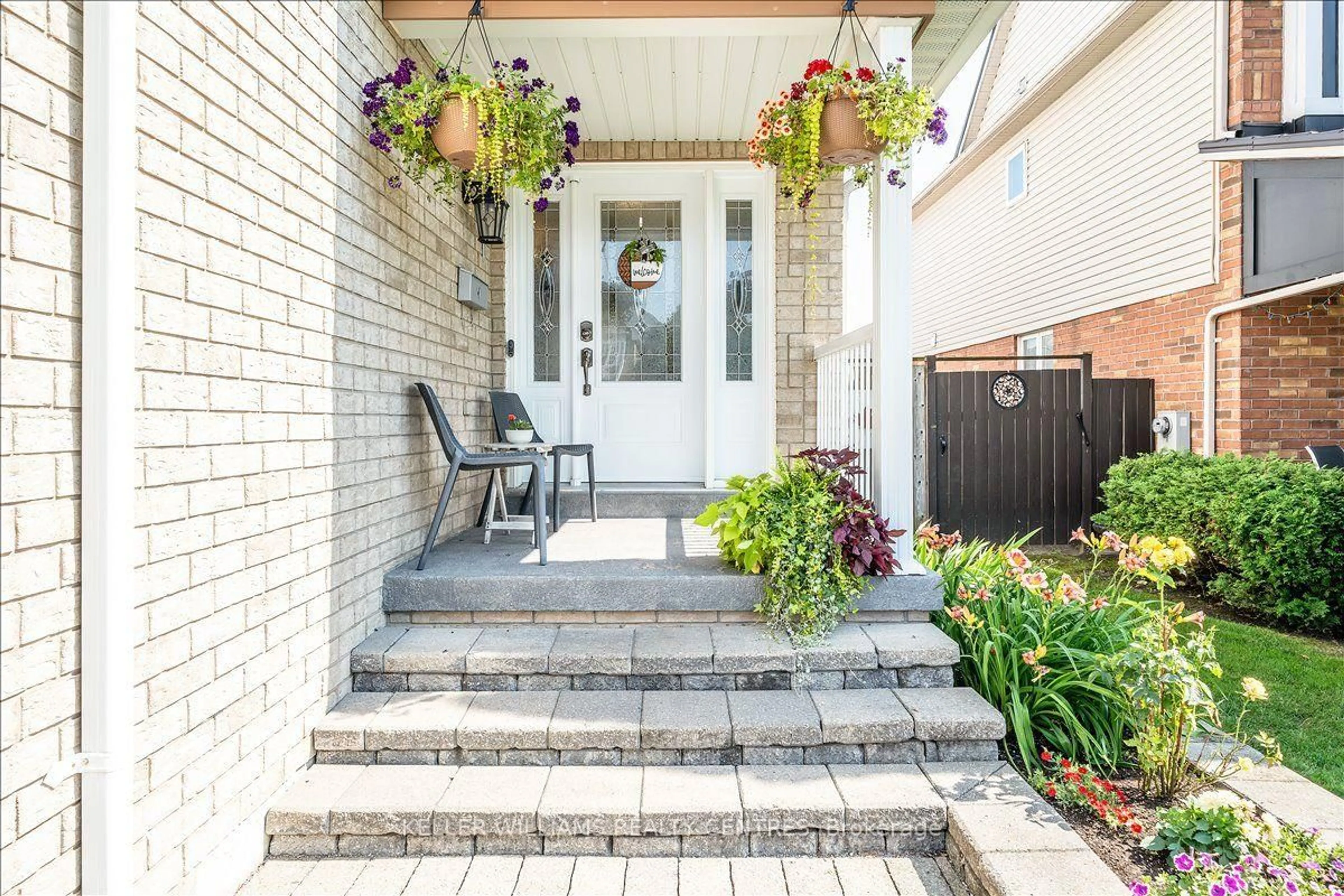 Home with brick exterior material, street for 67 Hutton Pl, Clarington Ontario L1C 5H5