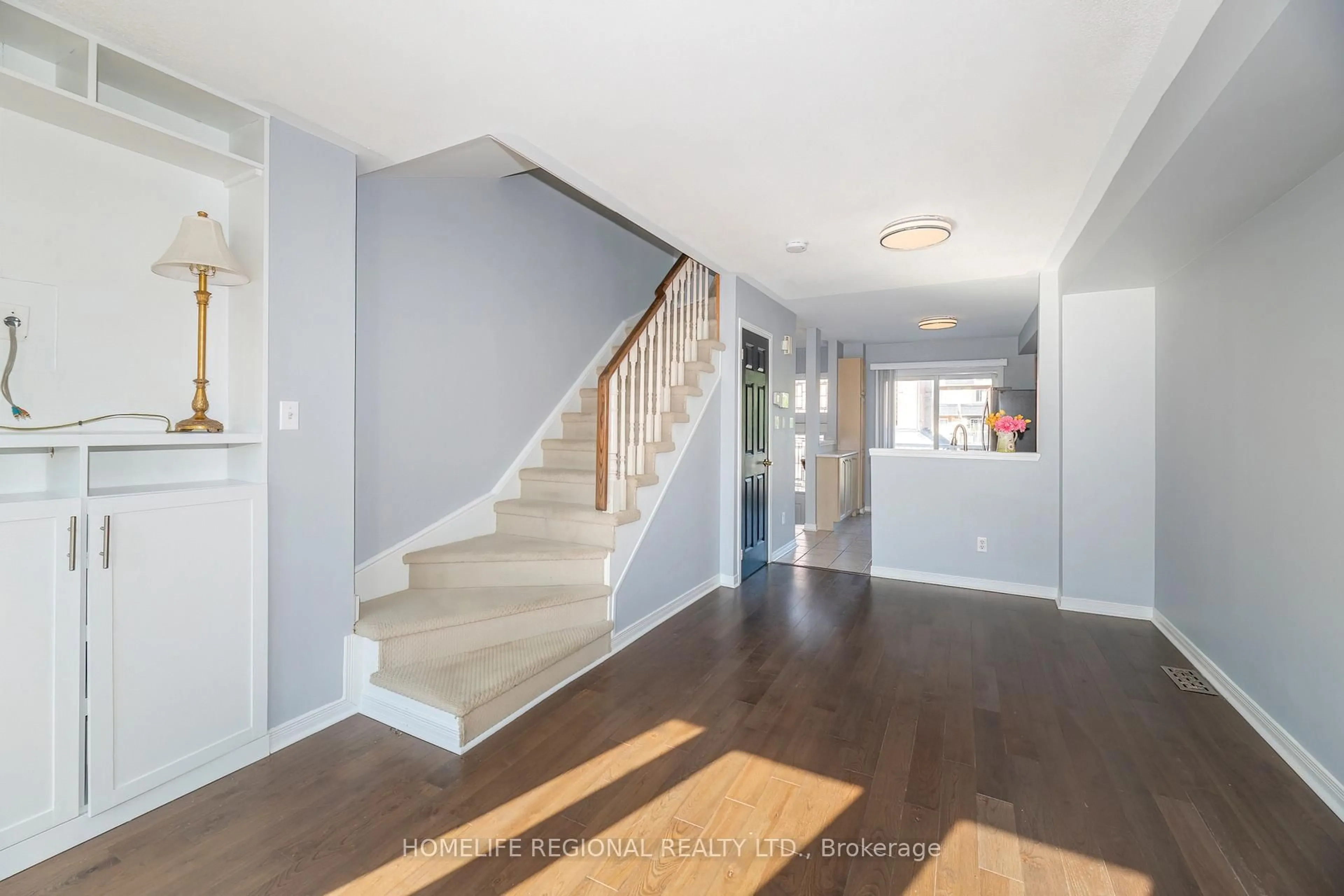 Indoor entryway for 1775 Valley Farm Rd #89, Pickering Ontario L1V 7J9