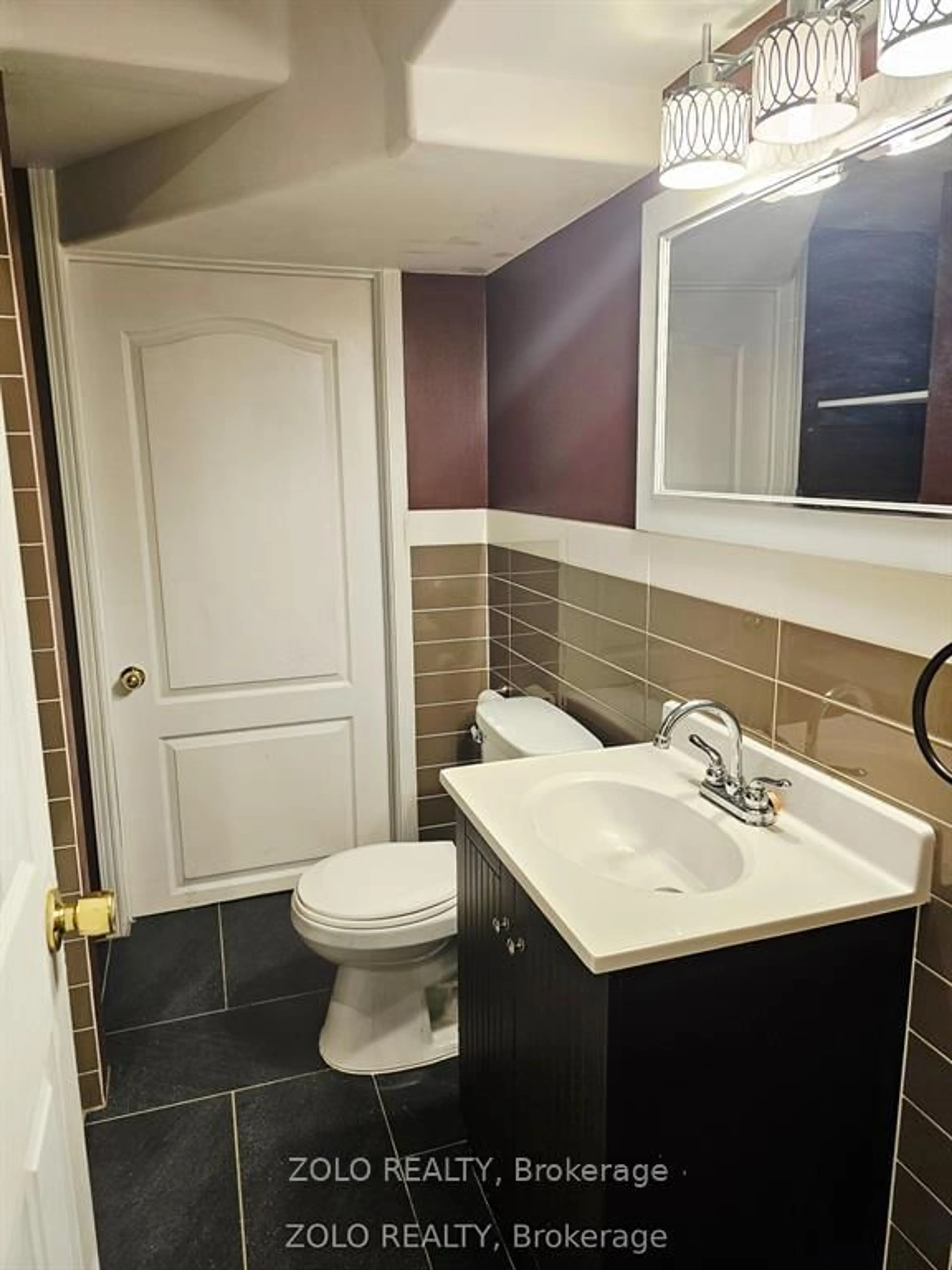 Standard bathroom, ceramic/tile floor for 39 Atherton Ave, Ajax Ontario L1T 4X7