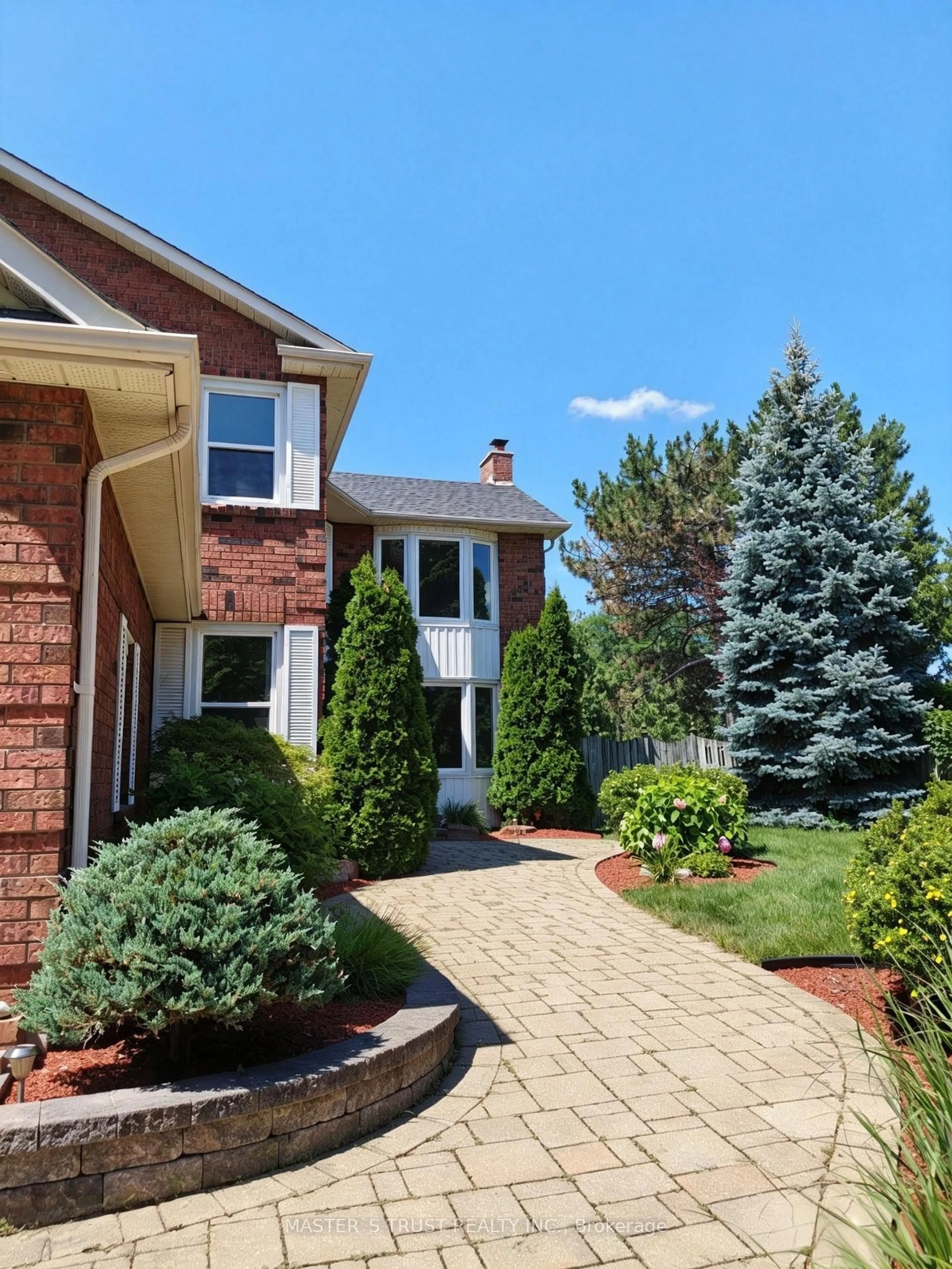 Home with brick exterior material, street for 47 Glen Hill Dr, Whitby Ontario L1N 6Z8