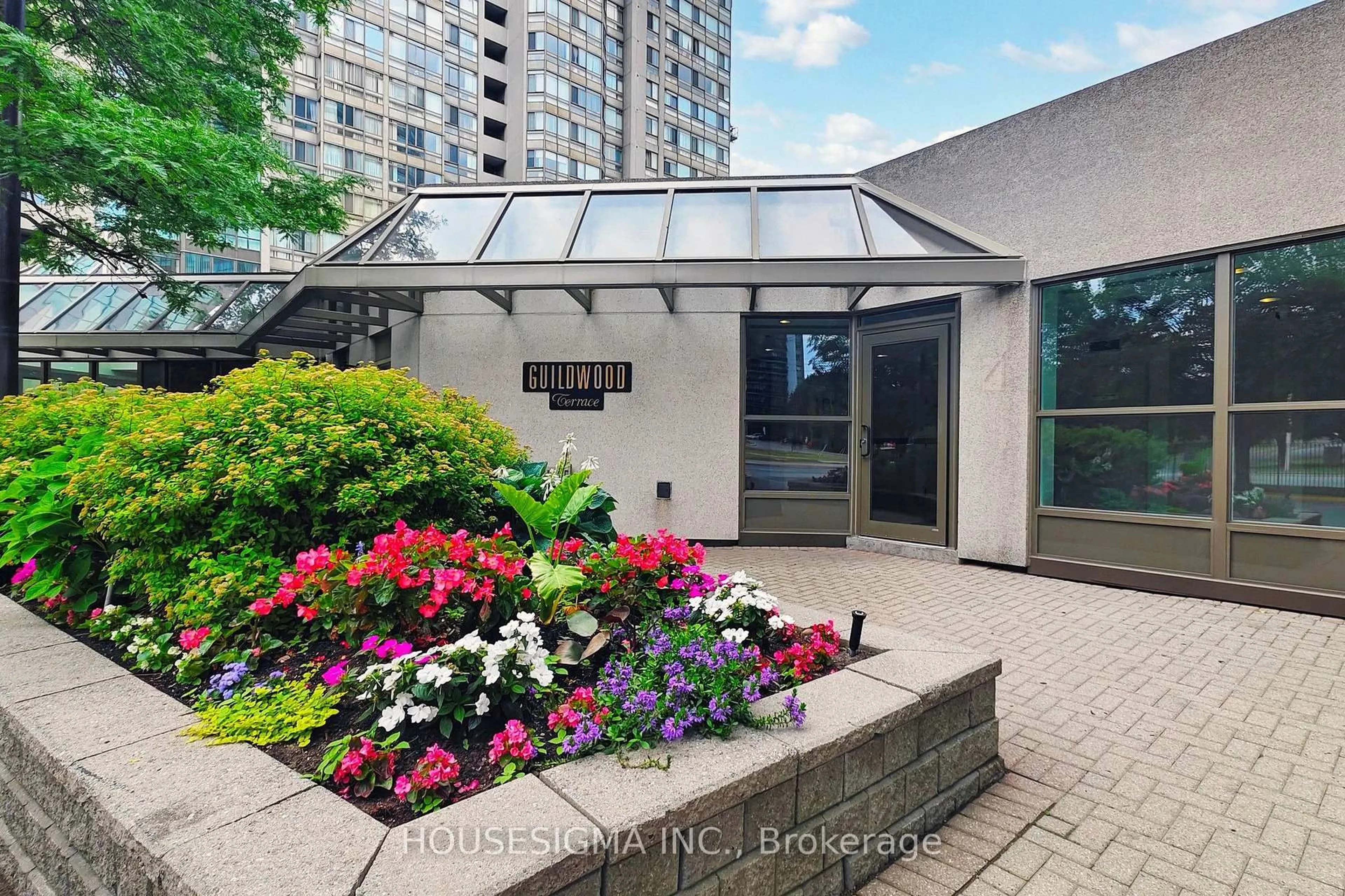 Patio, unknown for 3231 Eglinton Ave #401, Toronto Ontario M1J 3N5