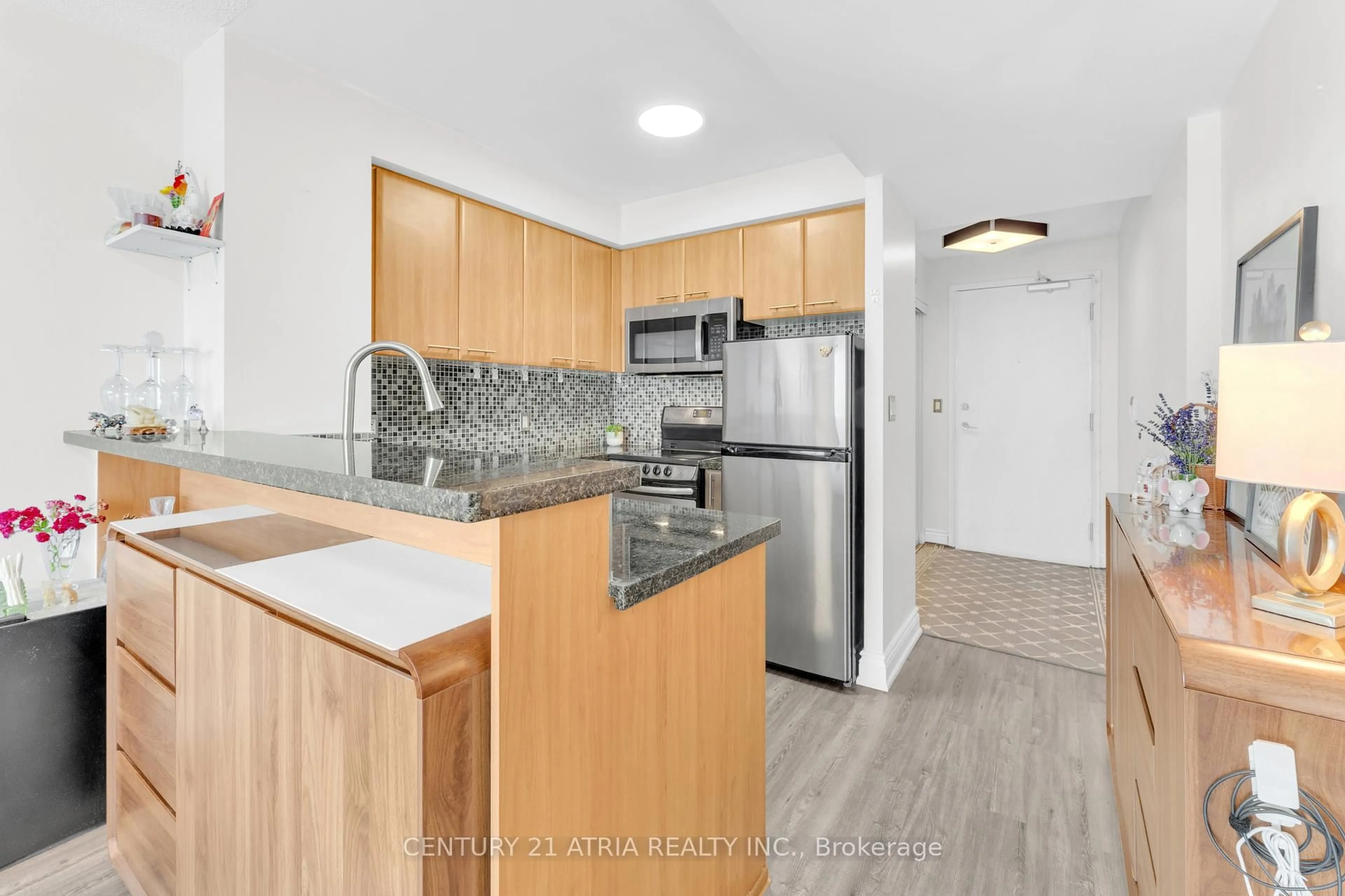 Standard kitchen, unknown for 38 Lee Centre Dr #3112, Toronto Ontario M1H 3J7